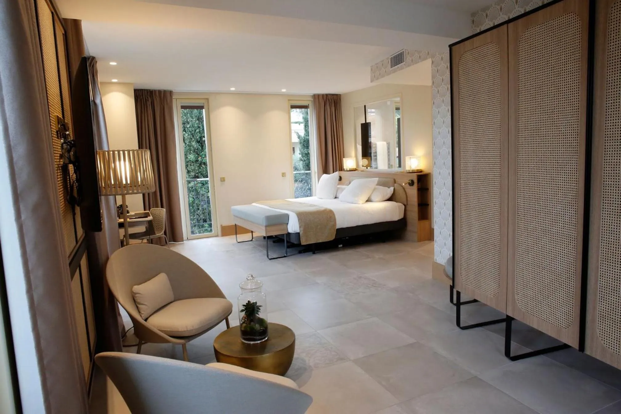 Photo of the whole room, Bed in Splendid Hôtel & Spa