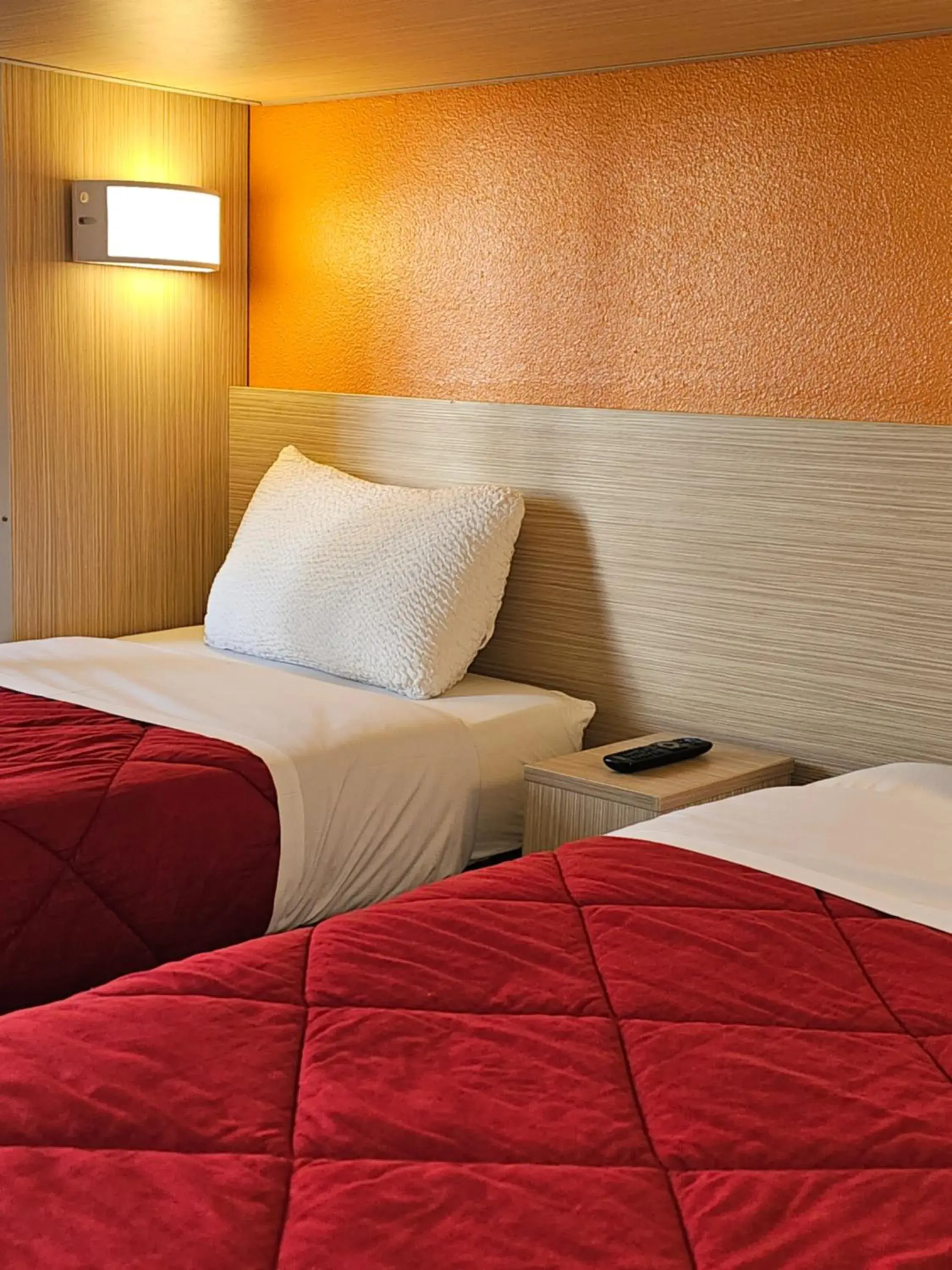 Twin Room in Premiere Classe Strasbourg Ouest Twin Room in Premiere Classe Strasbourg Ouest