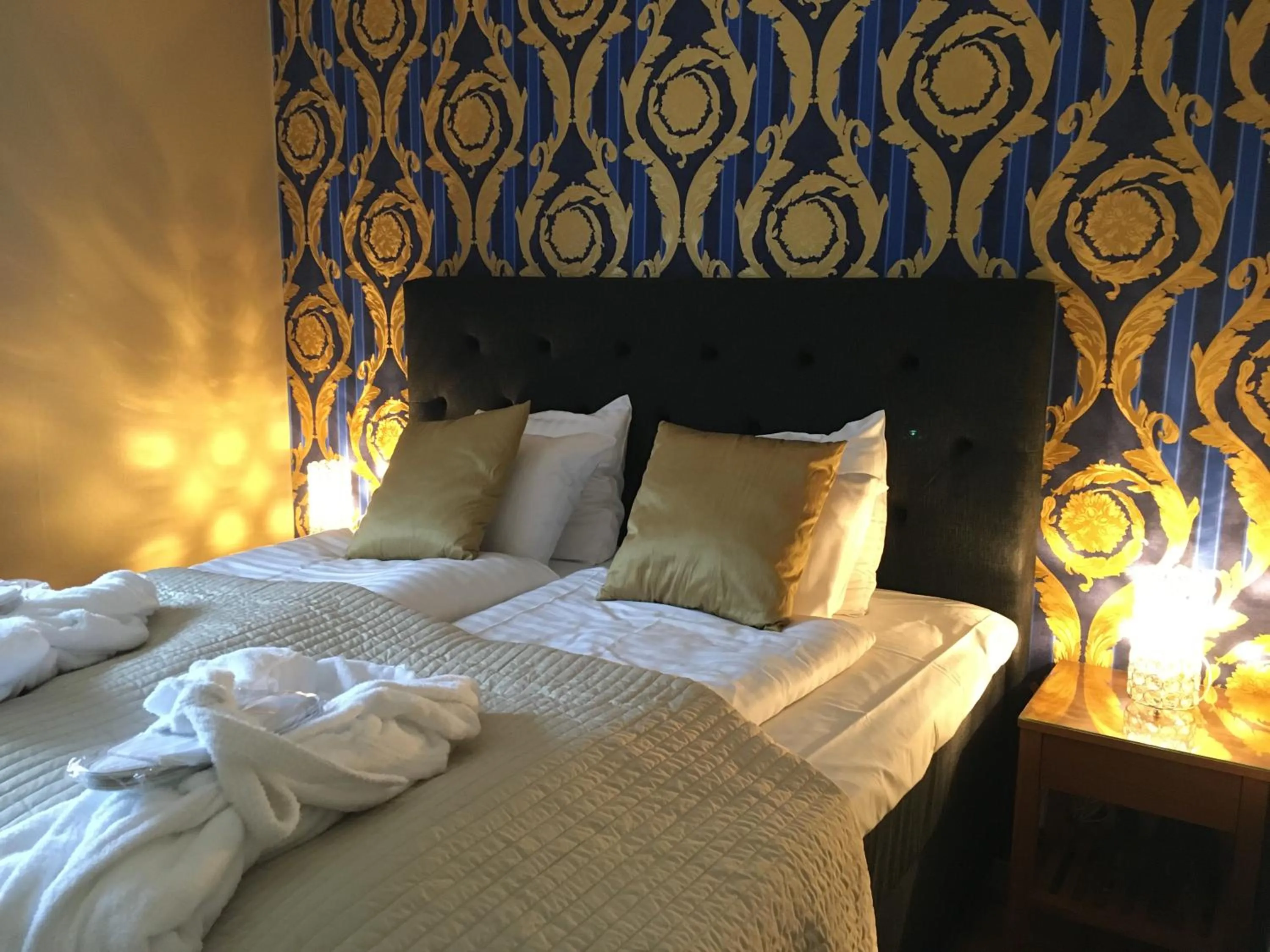 Bedroom, Bed in Hotel Wictoria