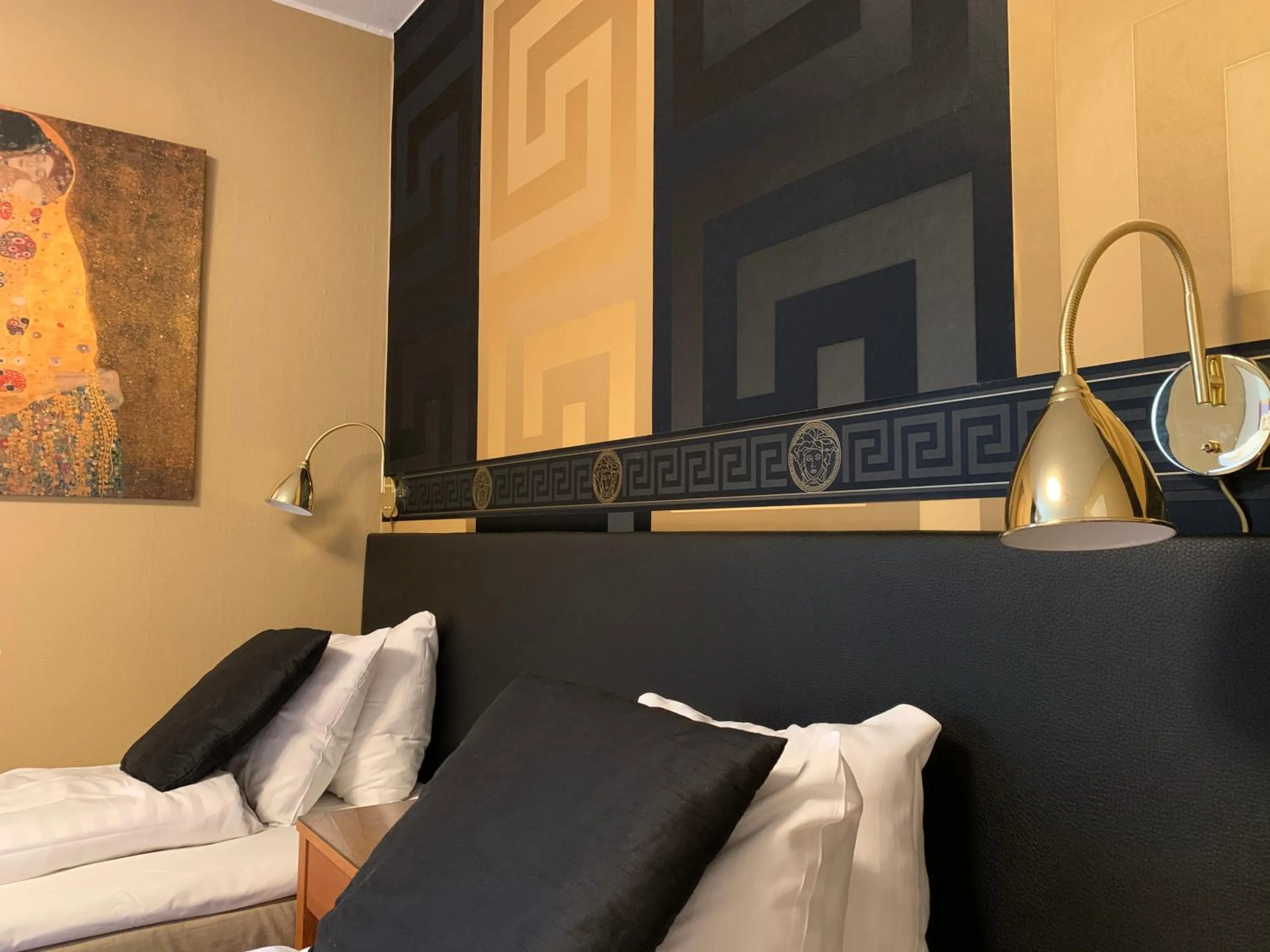 Property building in Hotel Wictoria