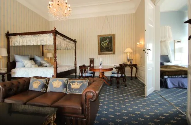 Bed in Hvedholm Slotshotel