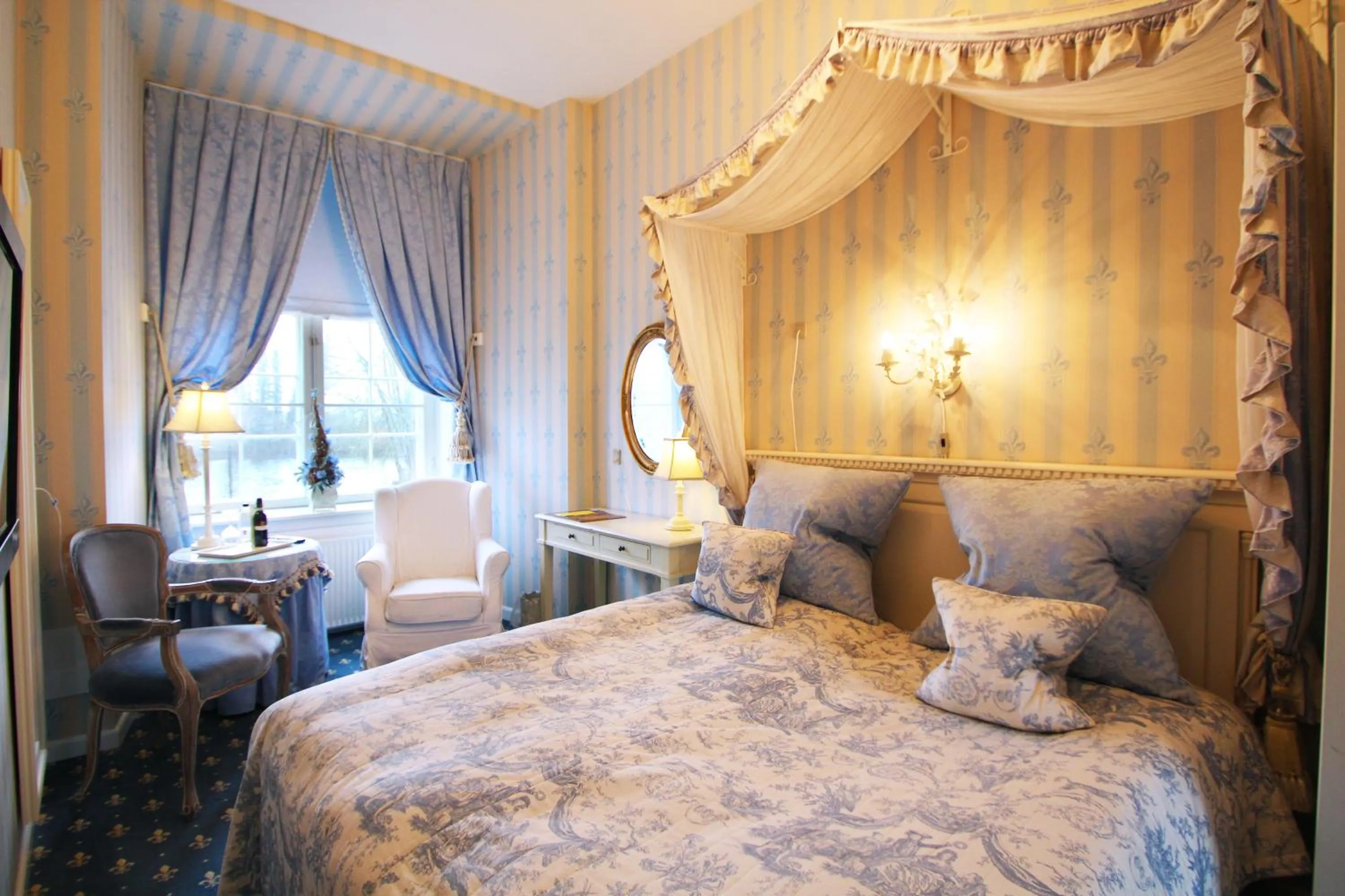 Bed in Hvedholm Slotshotel