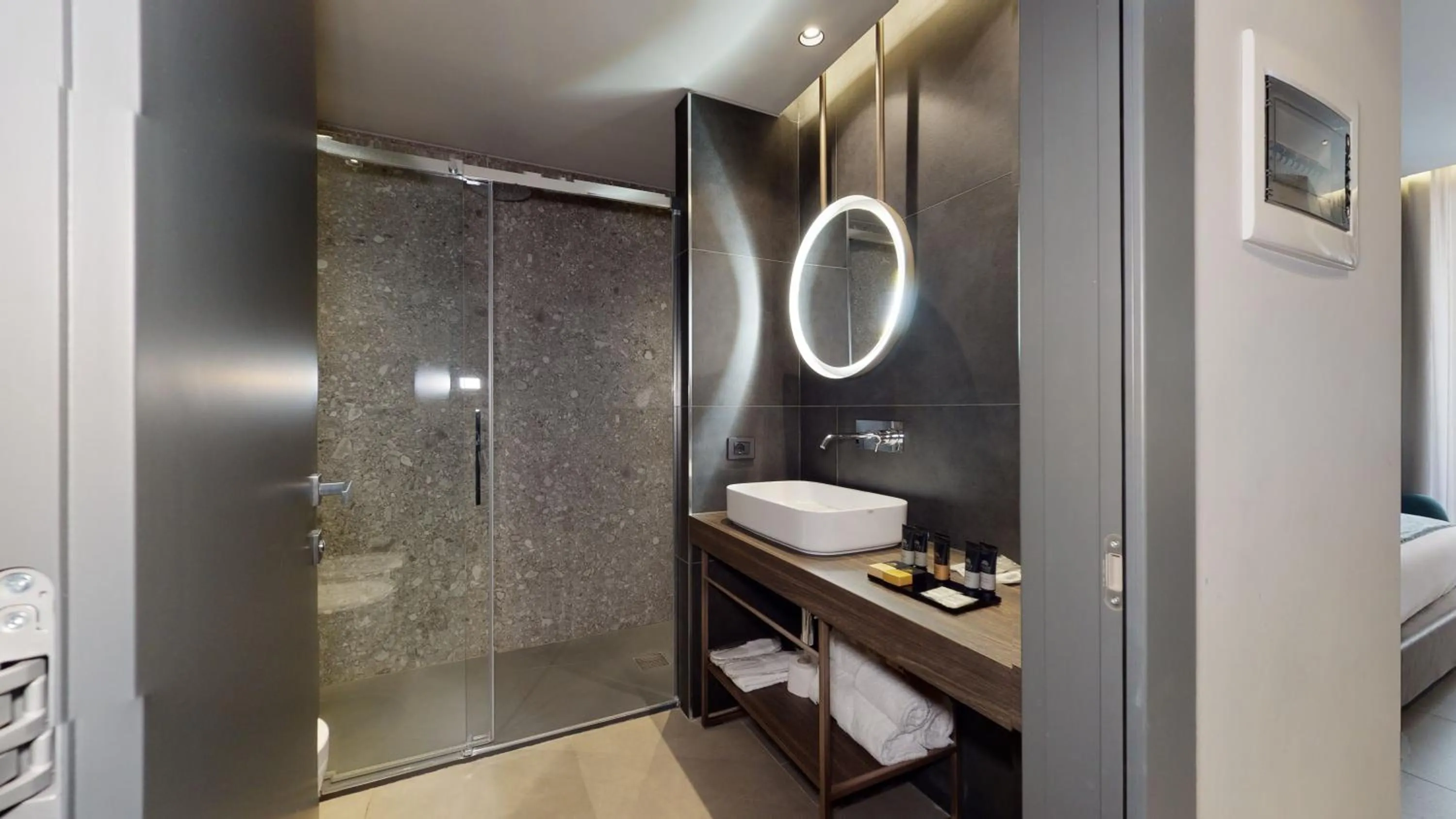 Bathroom in GALLERIA The Smart Boutique APARTHOTEL By OSPITAMI