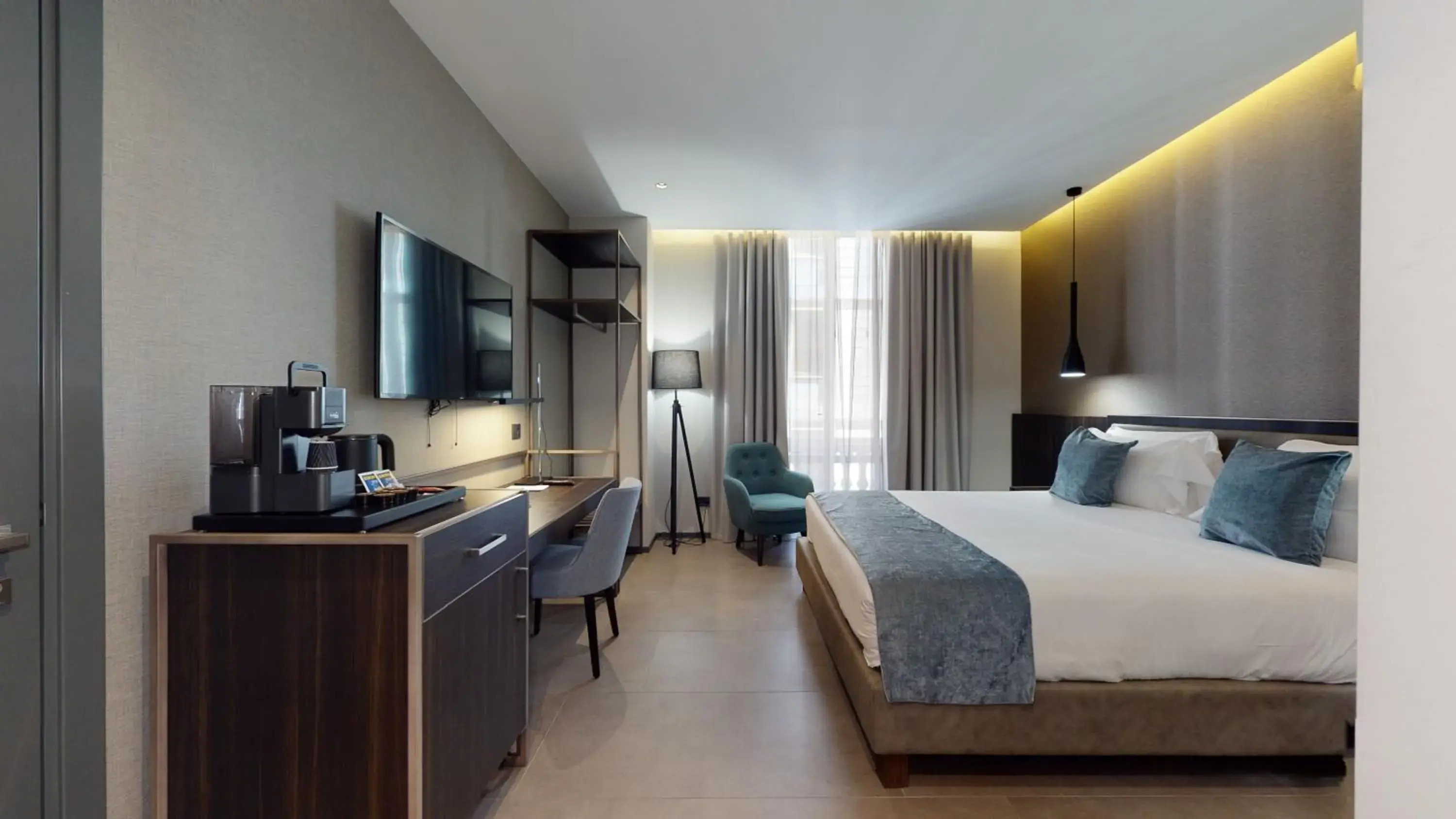 Deluxe Double Room in GALLERIA The Smart Boutique APARTHOTEL By OSPITAMI Deluxe Double Room in GALLERIA The Smart Boutique APARTHOTEL By OSPITAMI