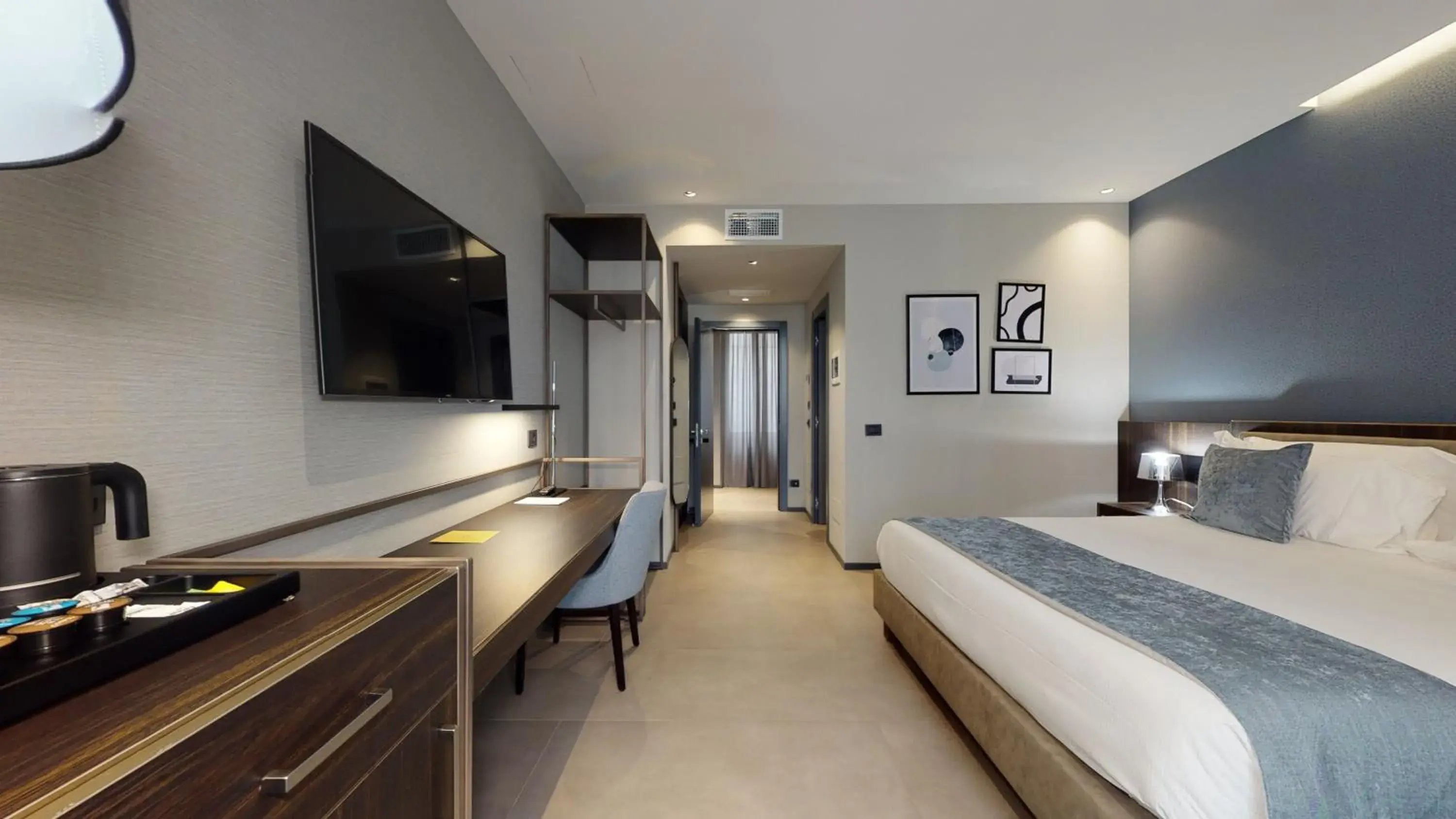 Deluxe Room with City View in GALLERIA The Smart Boutique APARTHOTEL By OSPITAMI Deluxe Room with City View in GALLERIA The Smart Boutique APARTHOTEL By OSPITAMI
