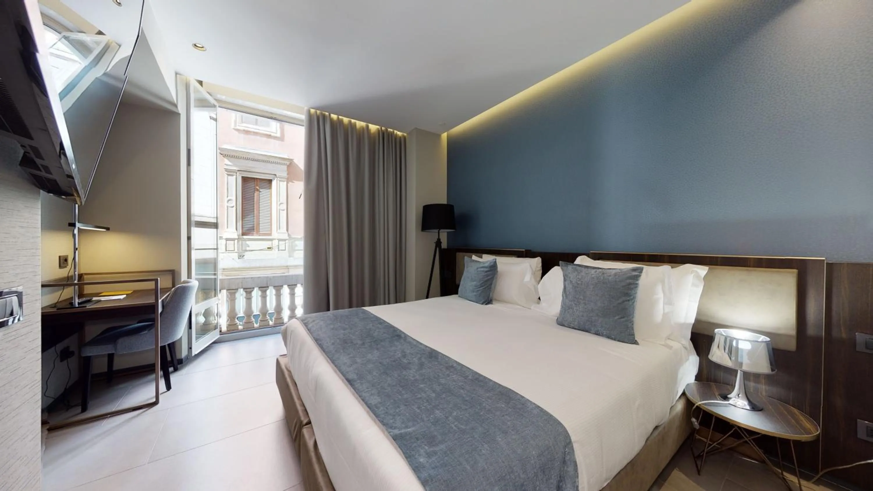Bed in GALLERIA The Smart Boutique APARTHOTEL By OSPITAMI