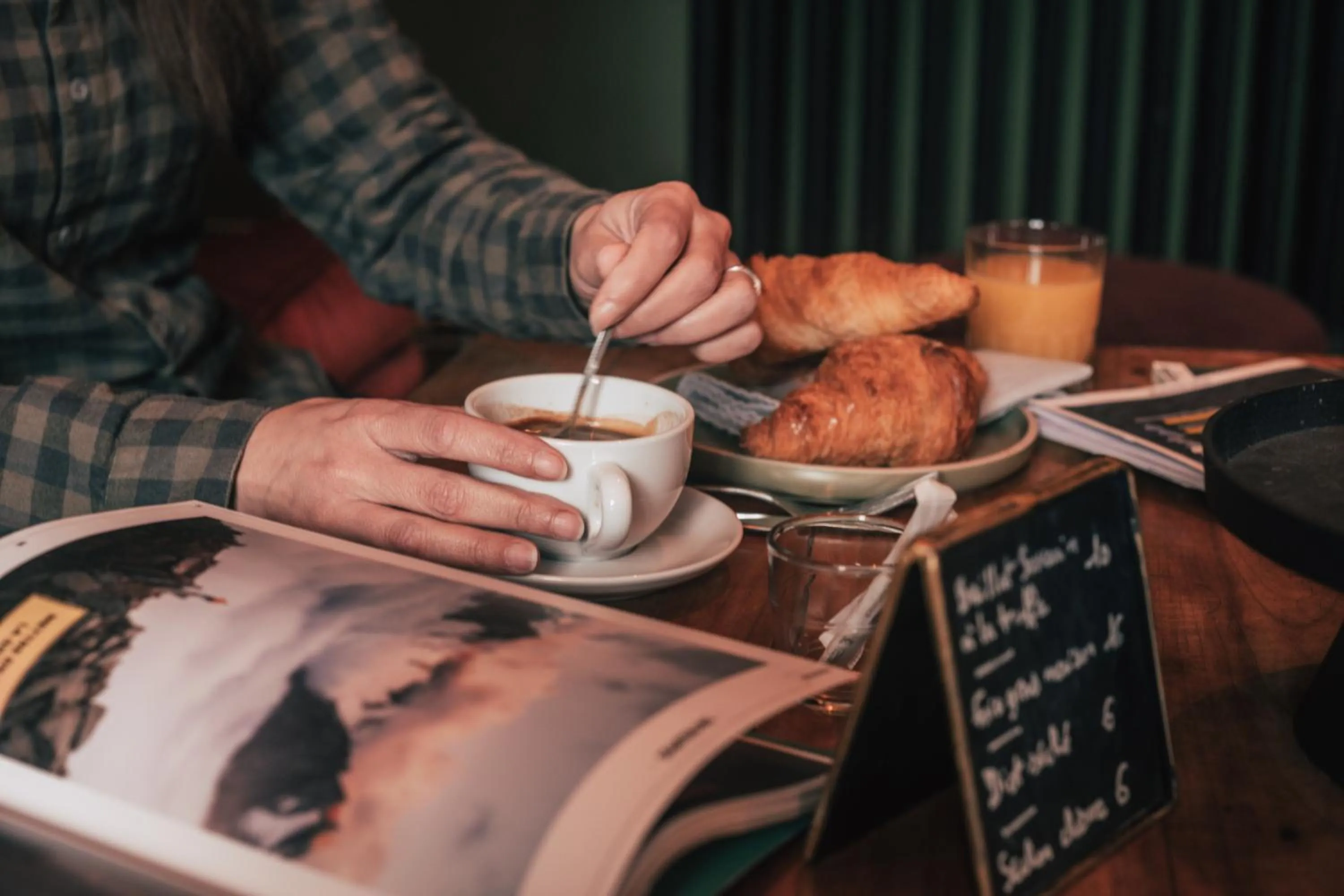 Coffee/tea facilities in Hôtel Maison Doron