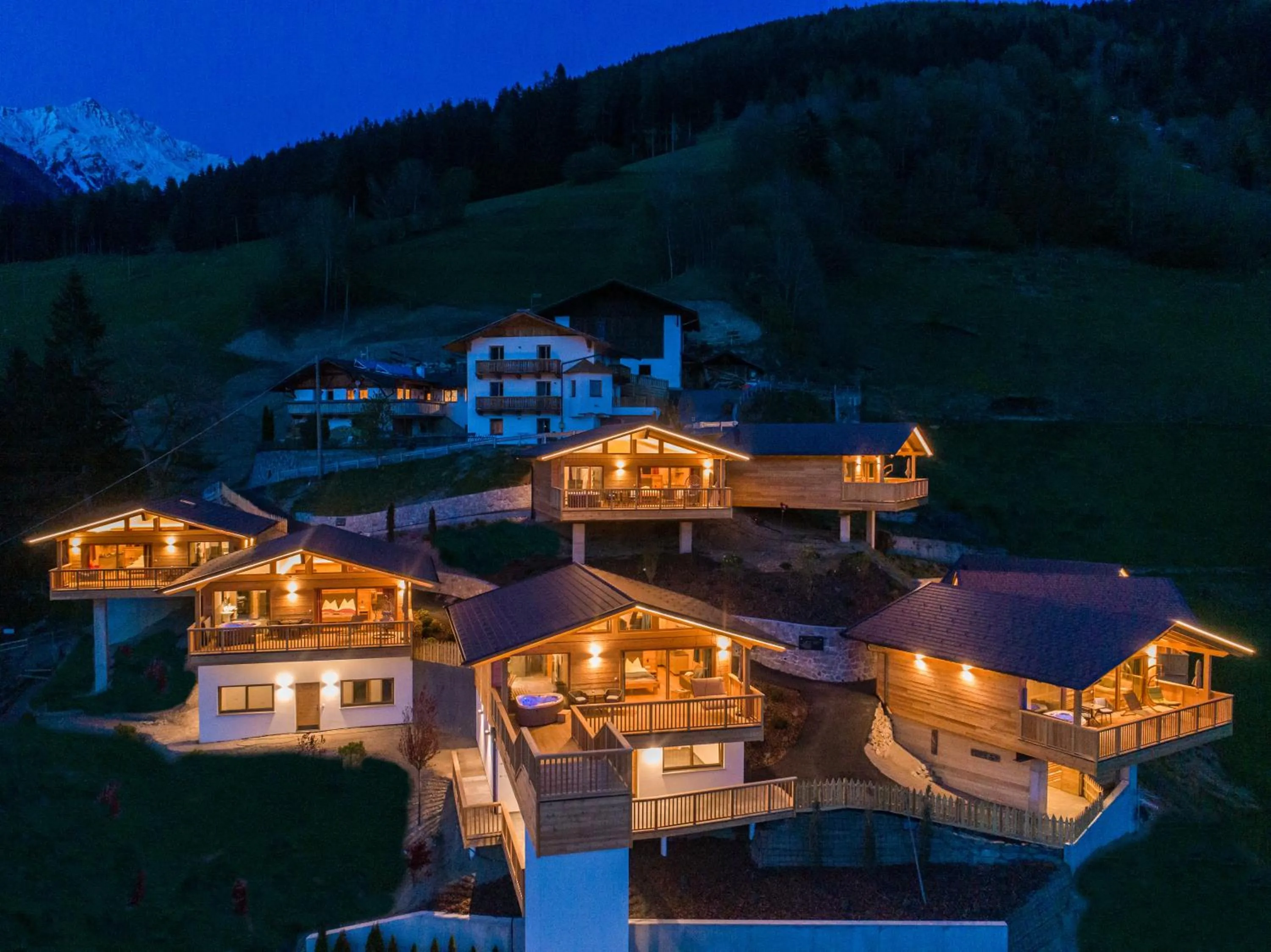 Neighbourhood in Mountain Village Hasenegg