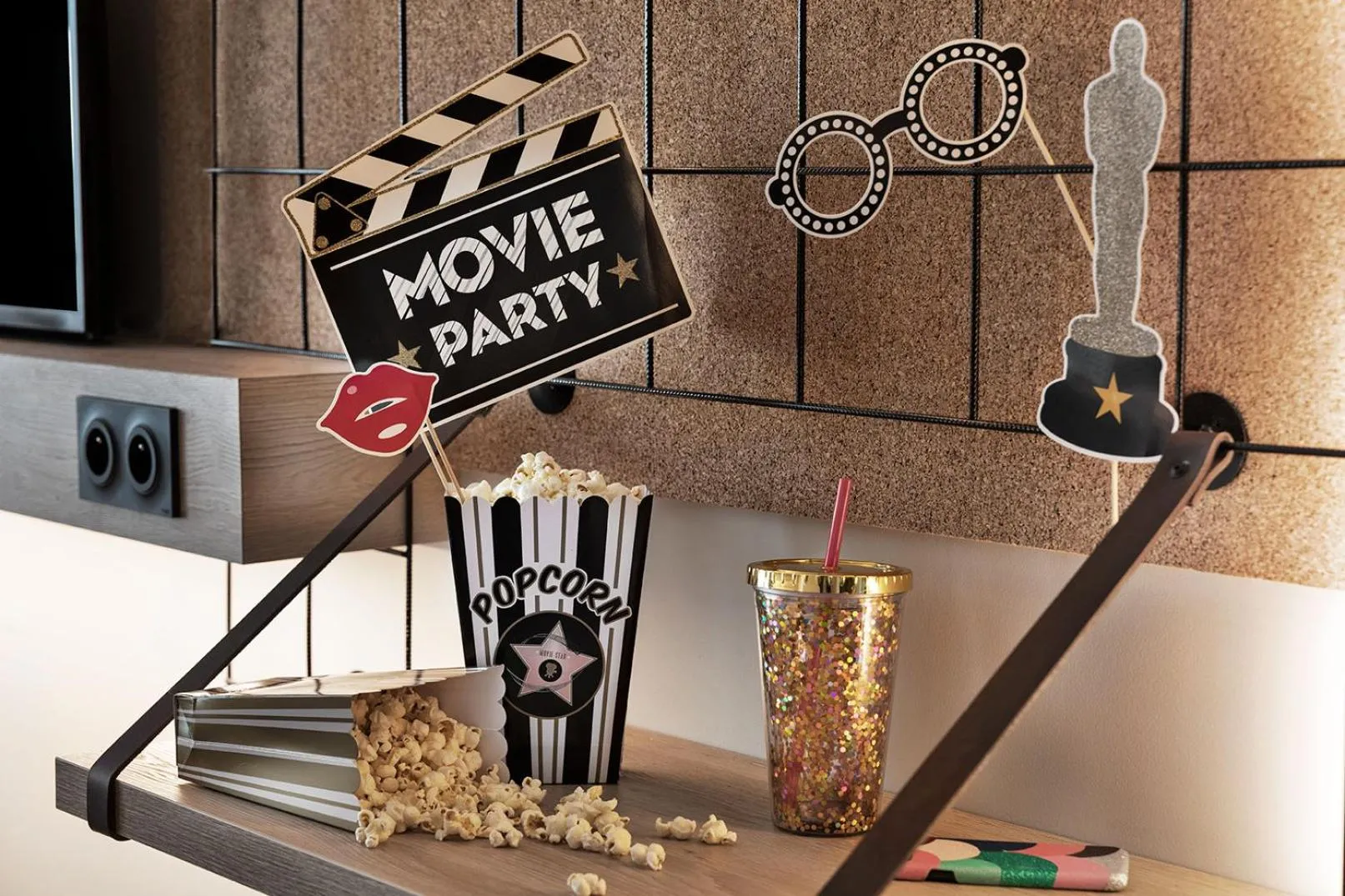 Dining area in Moxy Lyon Airport