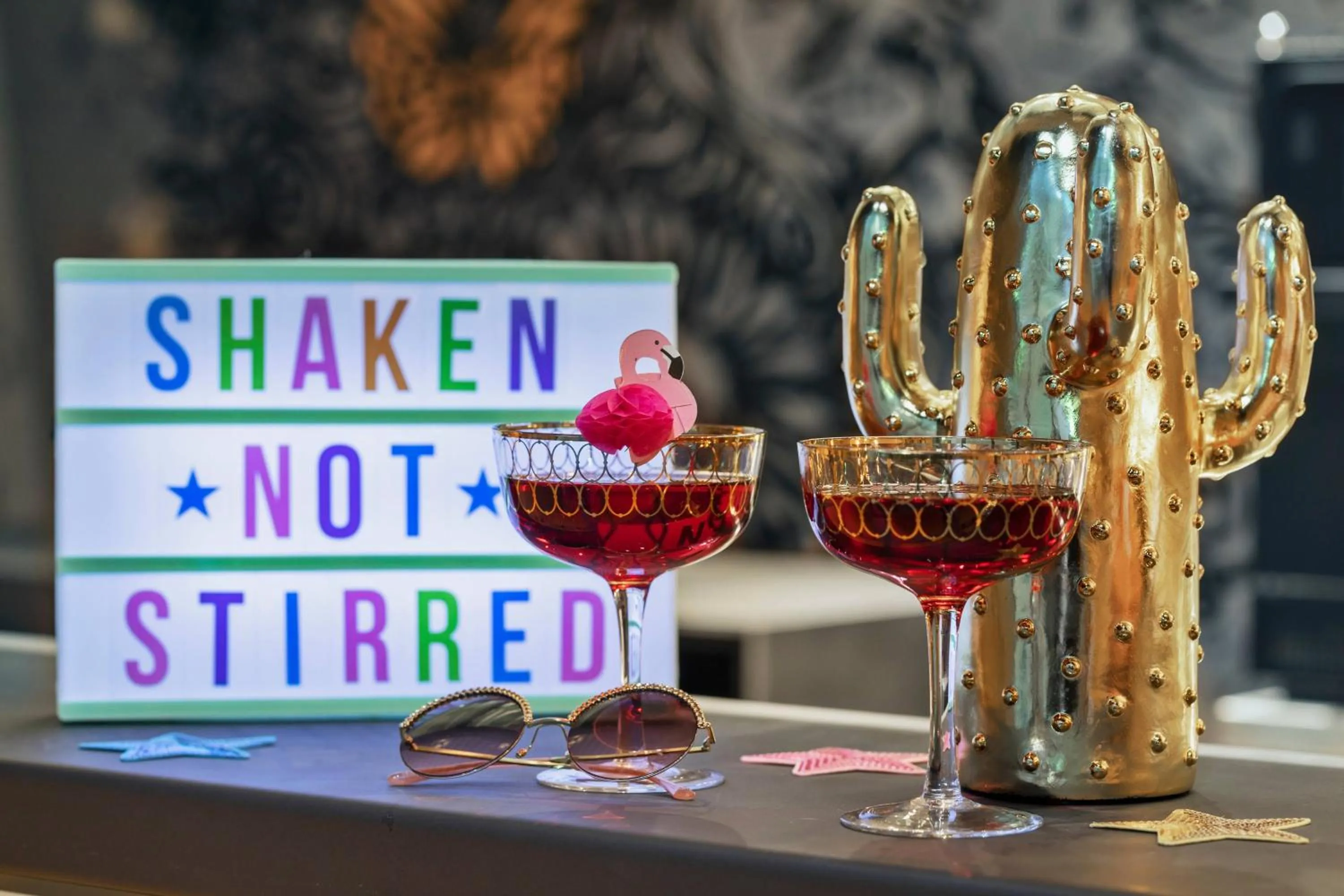 Lounge or bar in Moxy Lyon Airport