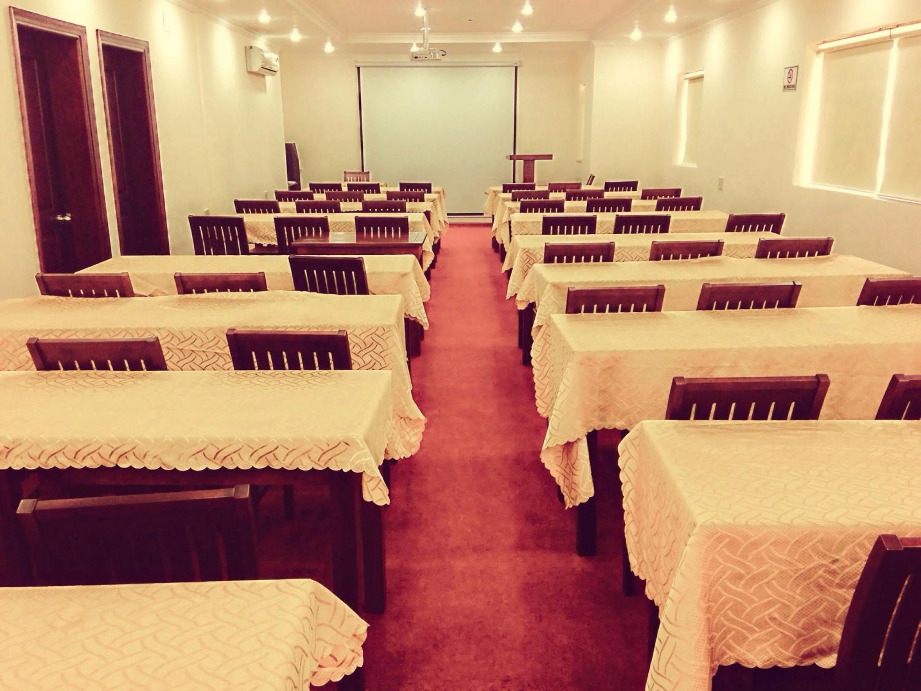 Banquet/Function facilities in Dong Do Hotel