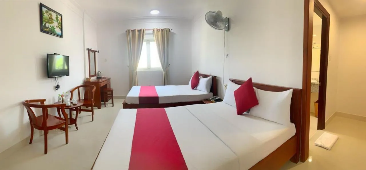 Bed in Dong Do Hotel