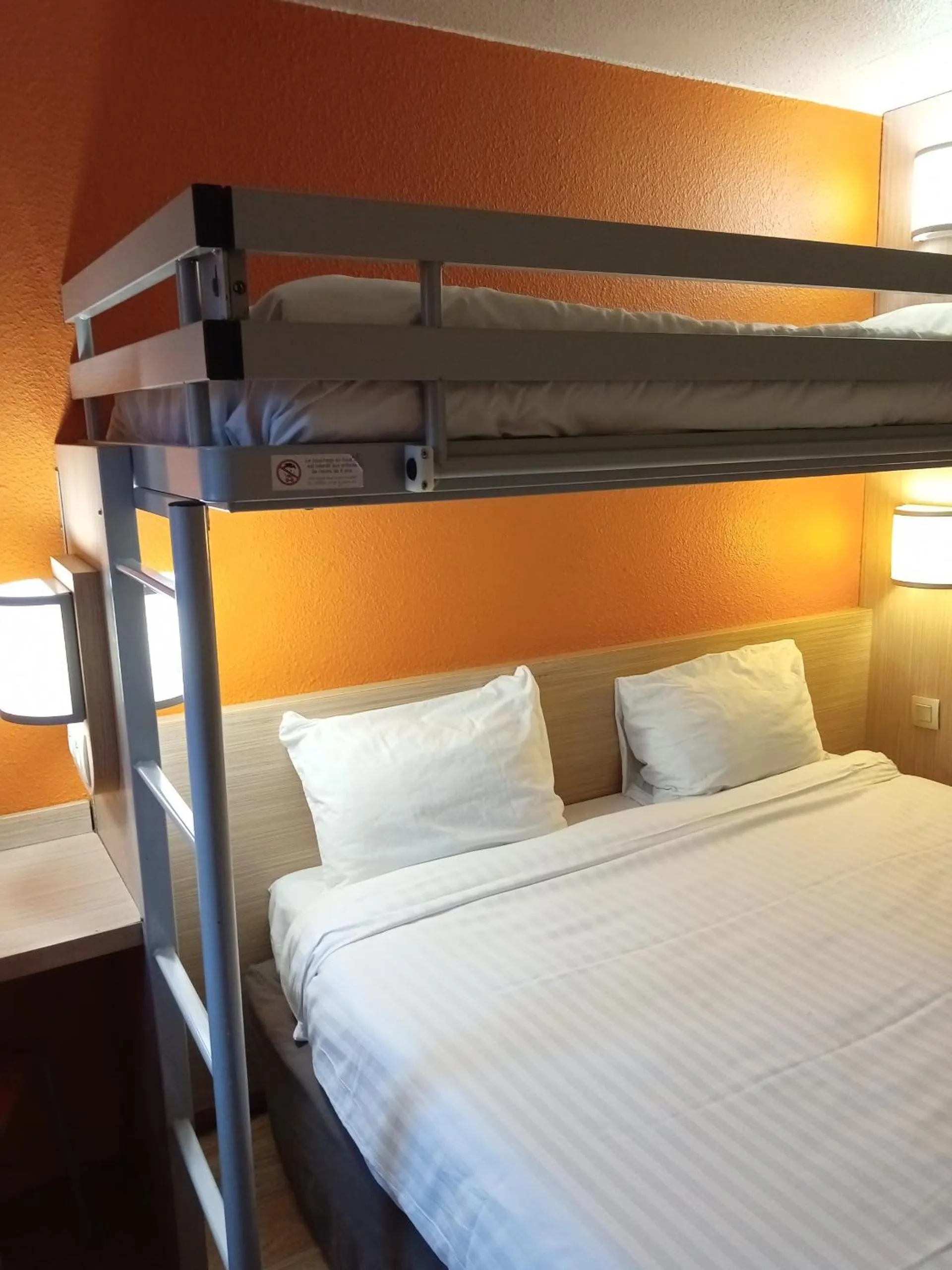 Bed in Premiere Classe Saint Brice Sous Foret