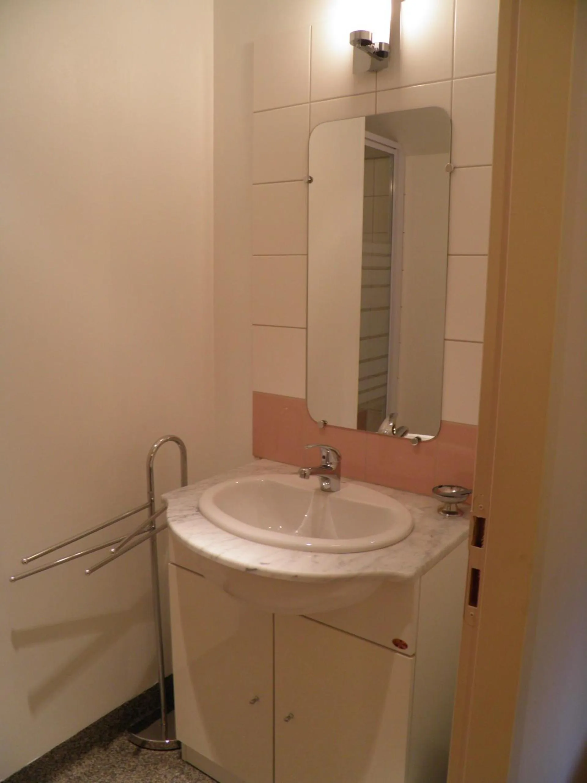 Bedroom in Auberge des Pyrénées