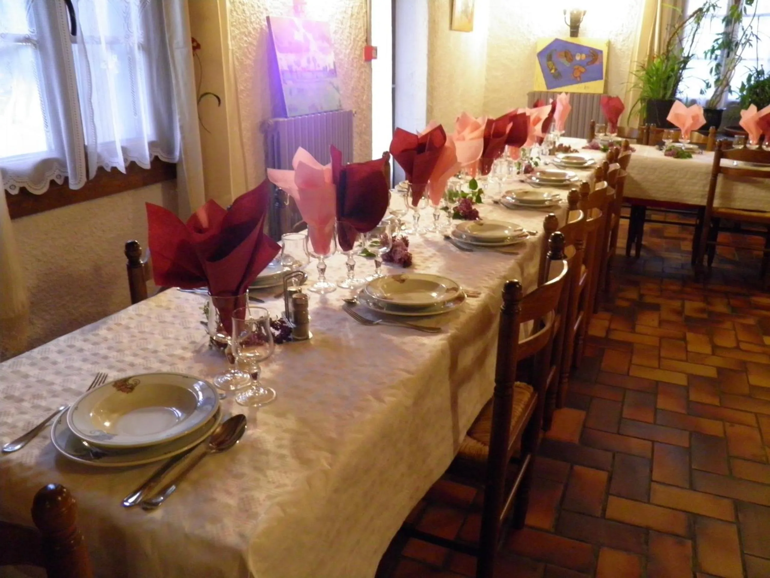 Restaurant/places to eat in Auberge des Pyrénées