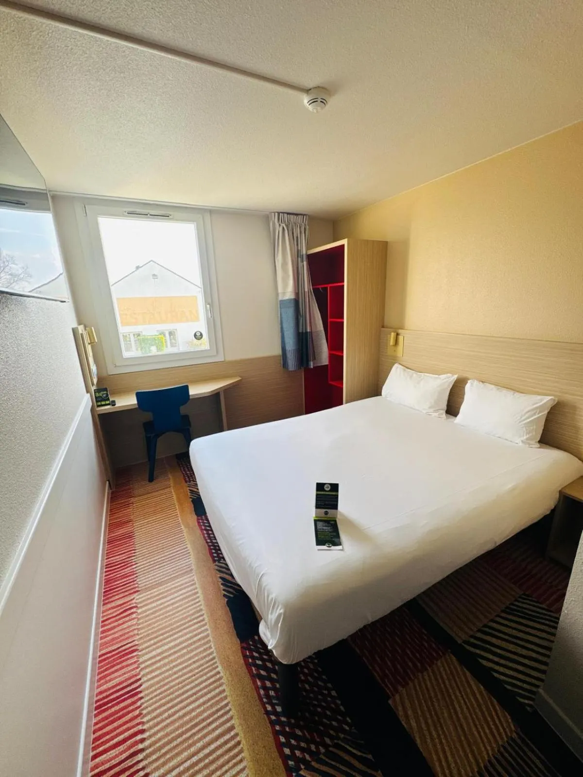 Bed in Première Classe Roissy Survilliers Saint Witz