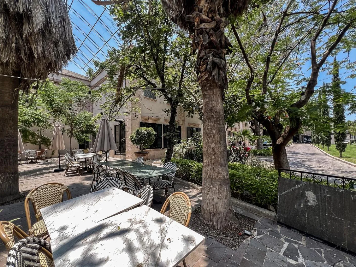 Restaurant/places to eat in Mansión E. Borbón