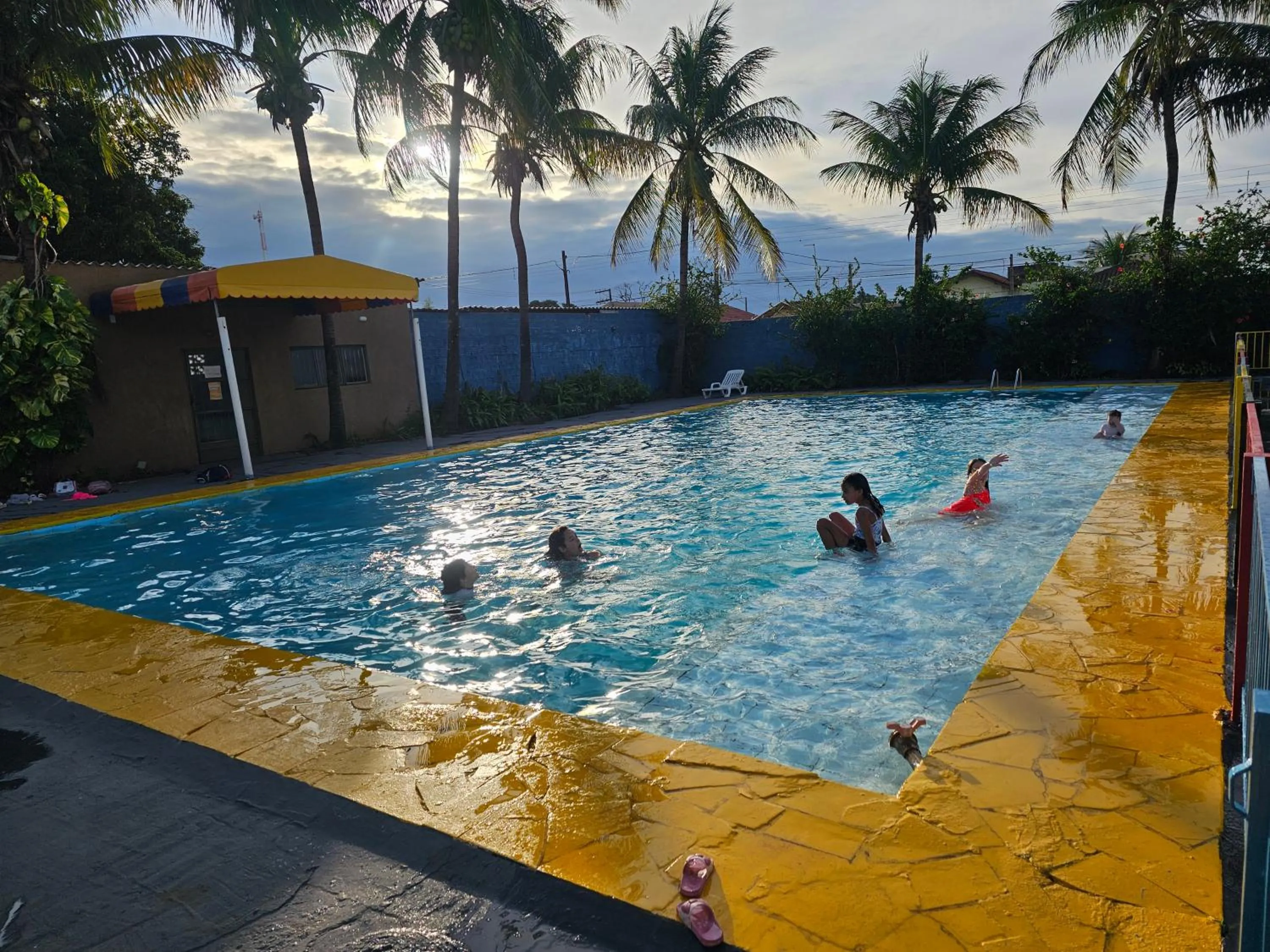 Swimming pool in Esplanada Hotel
