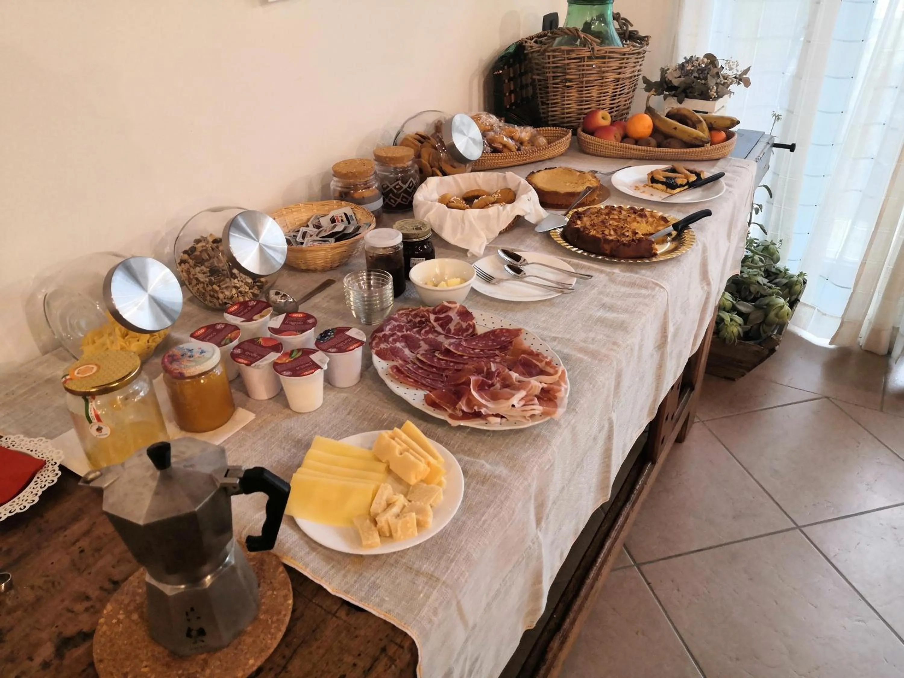 Food and drinks in B&B Ca' Restom