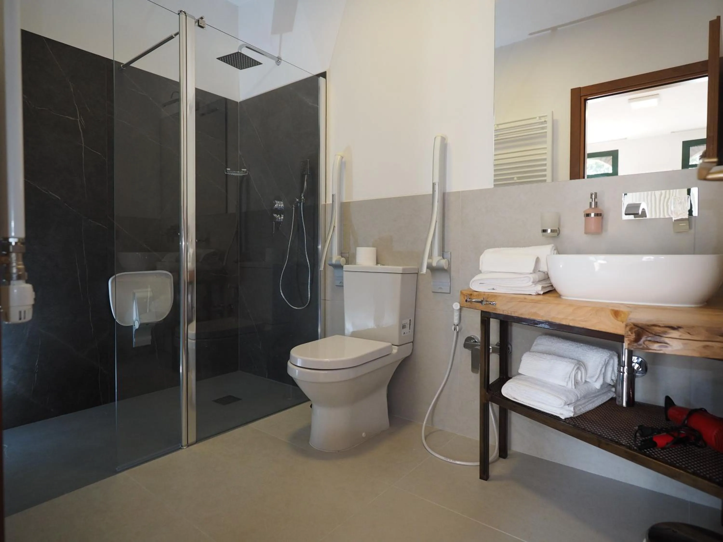 Shower in B&B Ca' Restom