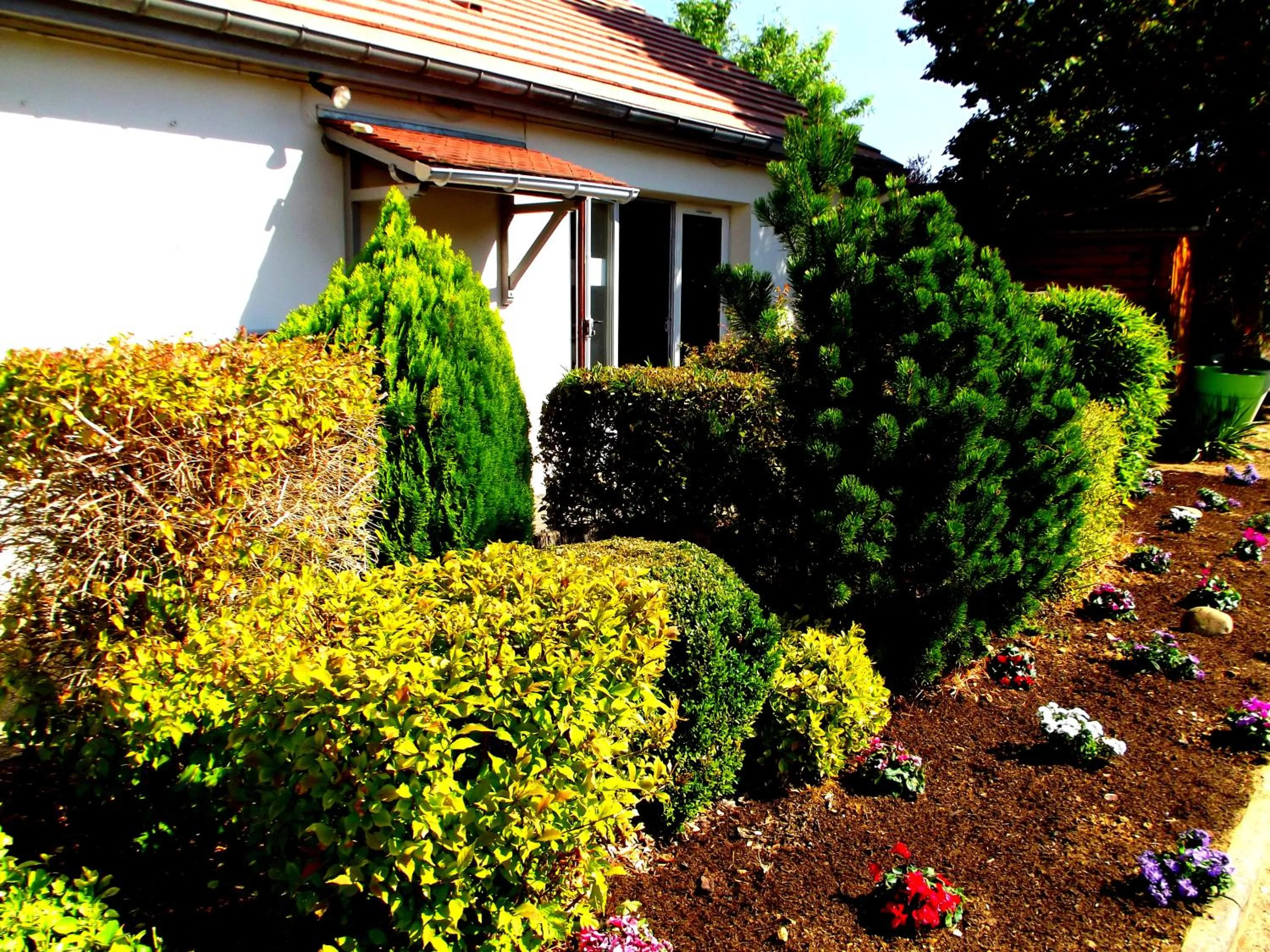 Decorative detail in Premiere Classe Chantilly Sud Luzarches