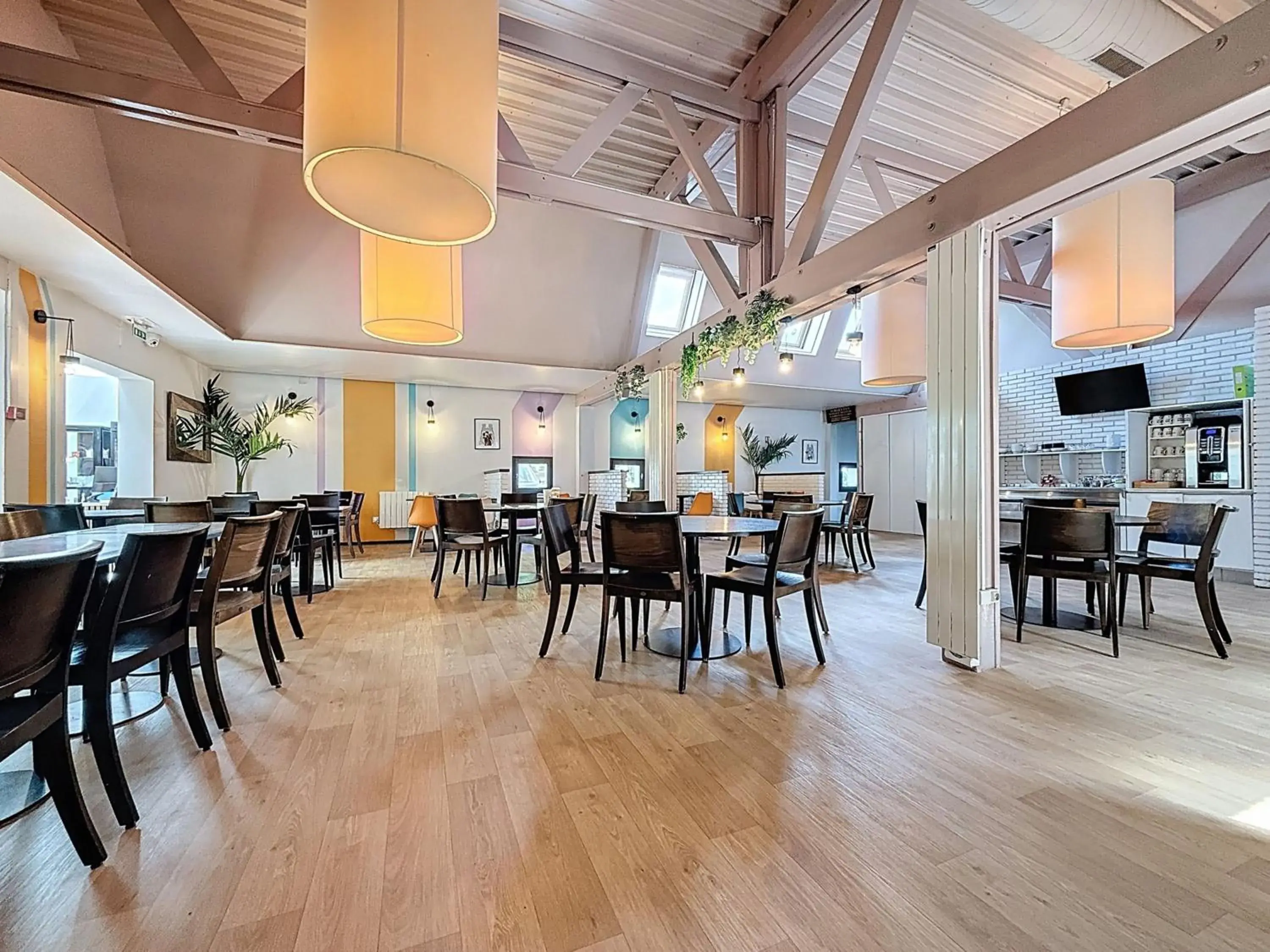 Breakfast in Kyriad Reims Est - Parc Expositions Breakfast in Kyriad Reims Est - Parc Expositions