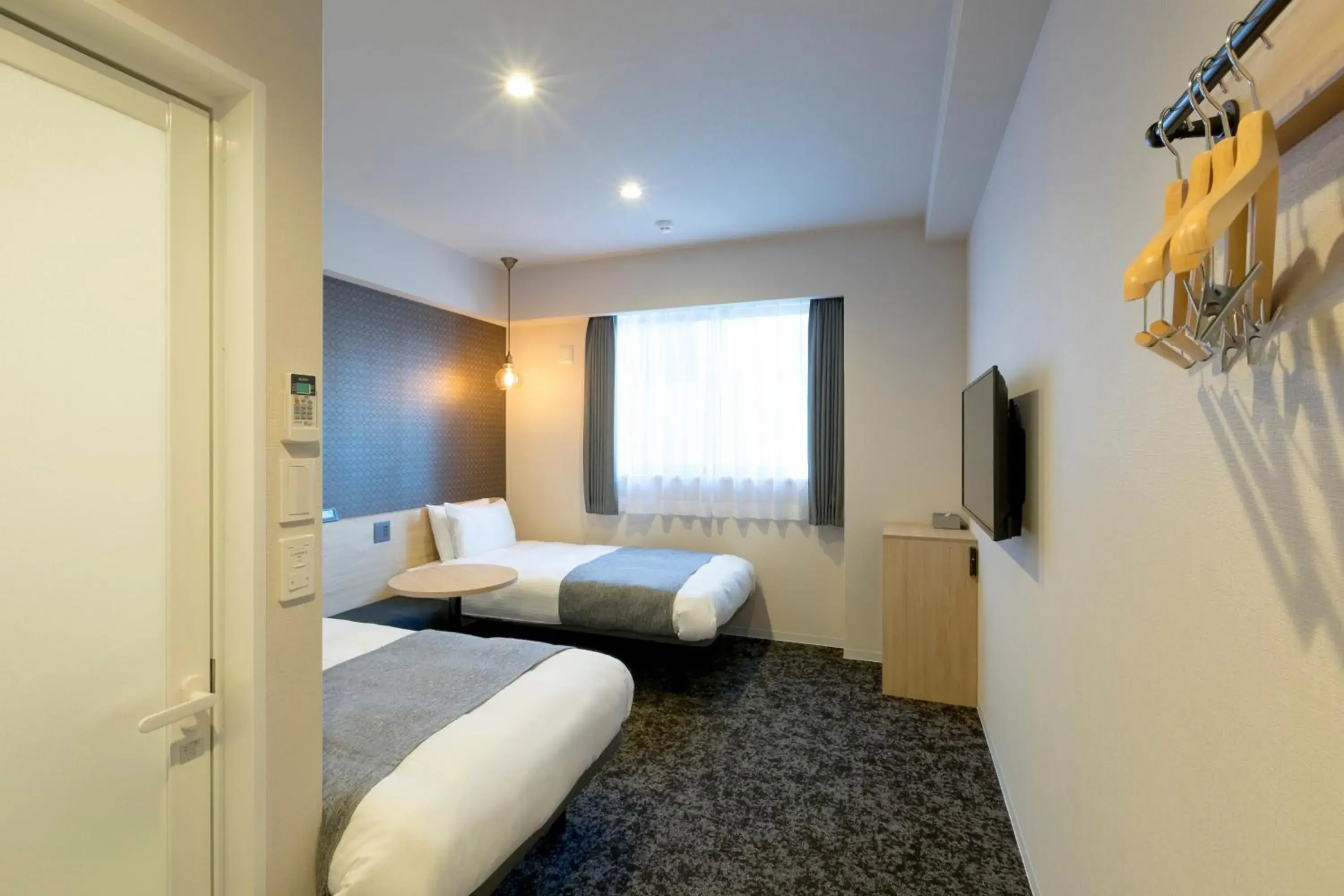 Photo of the whole room, Bed in M's Hotel Kyoto Station Taruya Photo of the whole room, Bed in M's Hotel Kyoto Station Taruya