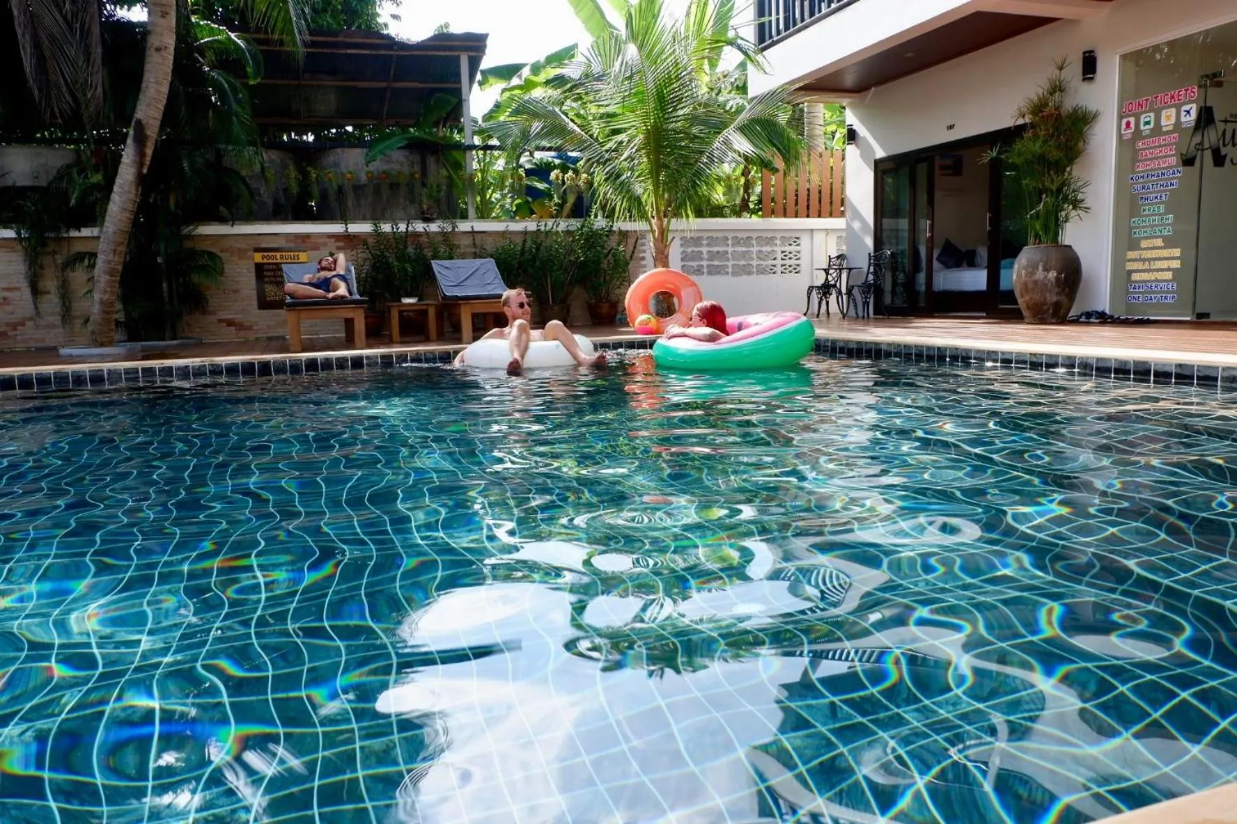 People in Aiya Resort Koh-Tao