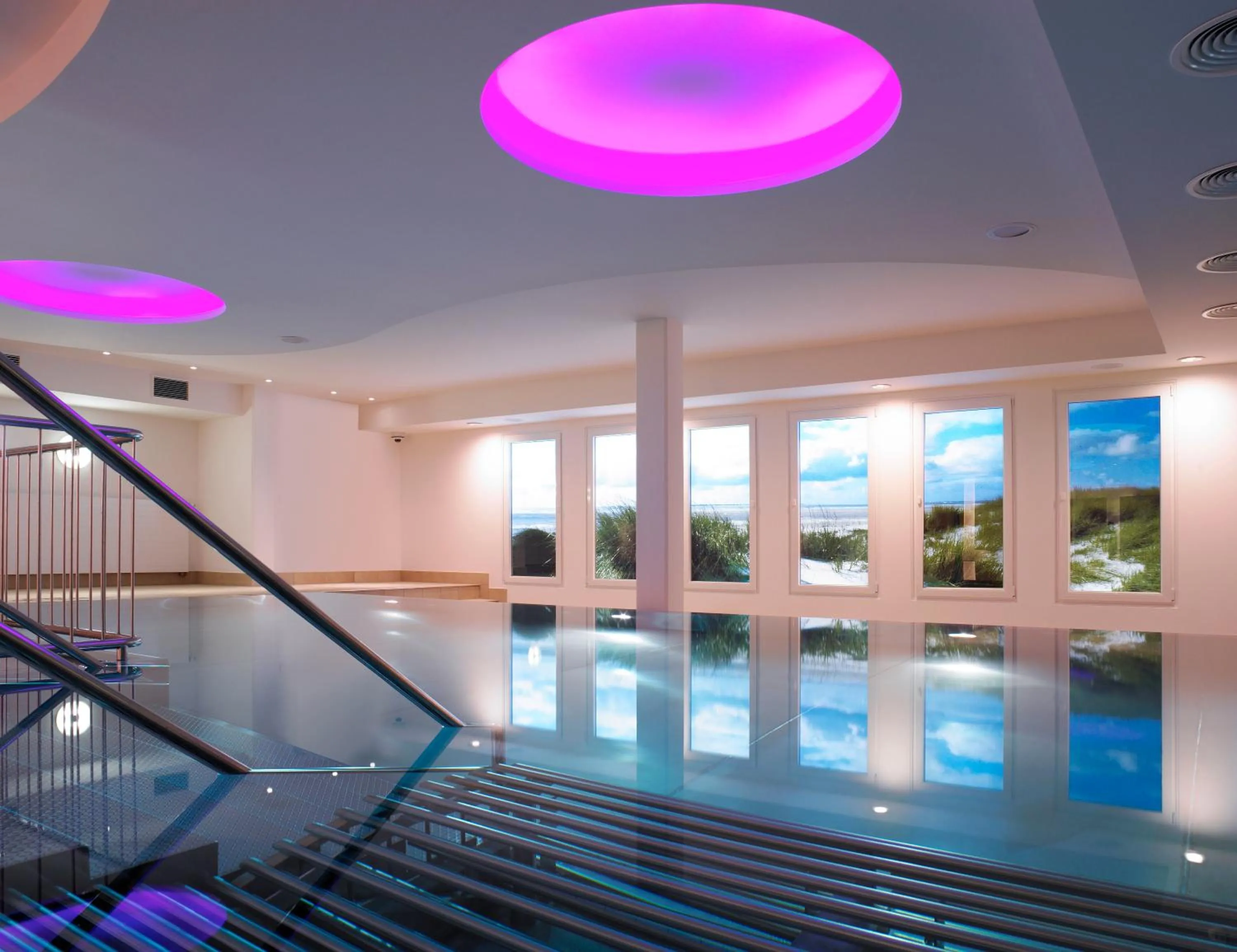 Swimming pool in Hotel Flörke