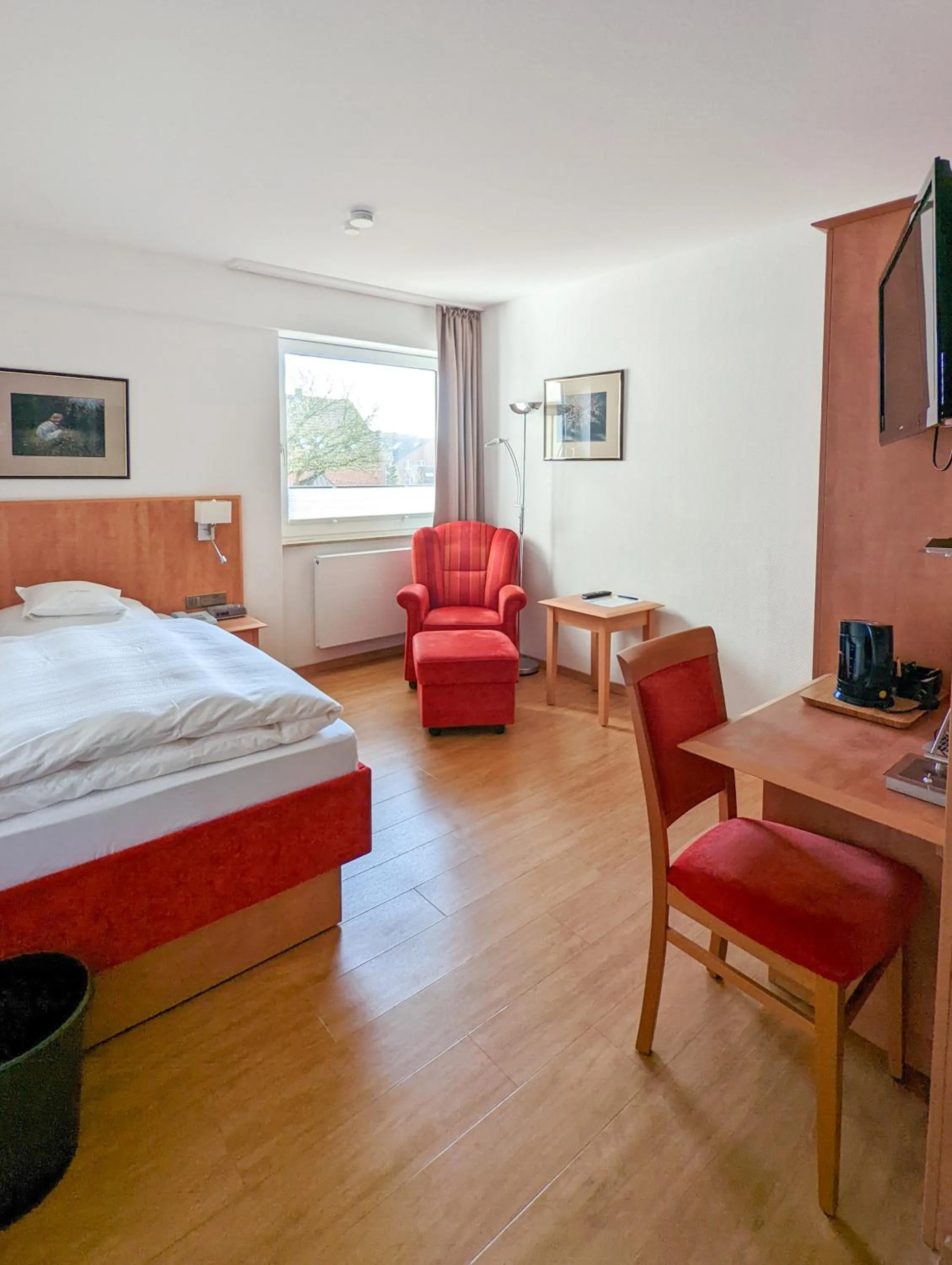 Photo of the whole room, Bed in Hotel Flörke