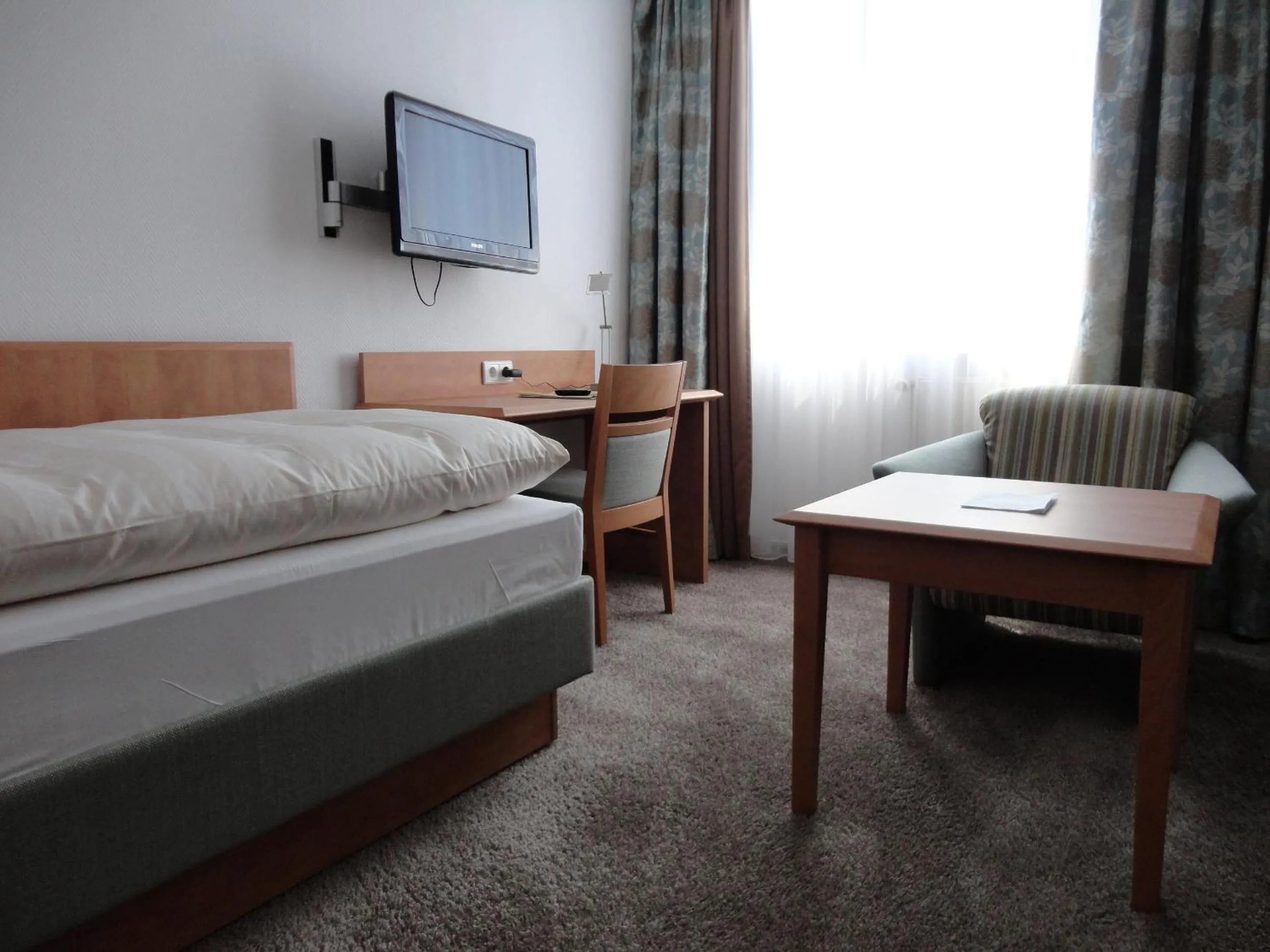 Photo of the whole room, Bed in Hotel Flörke