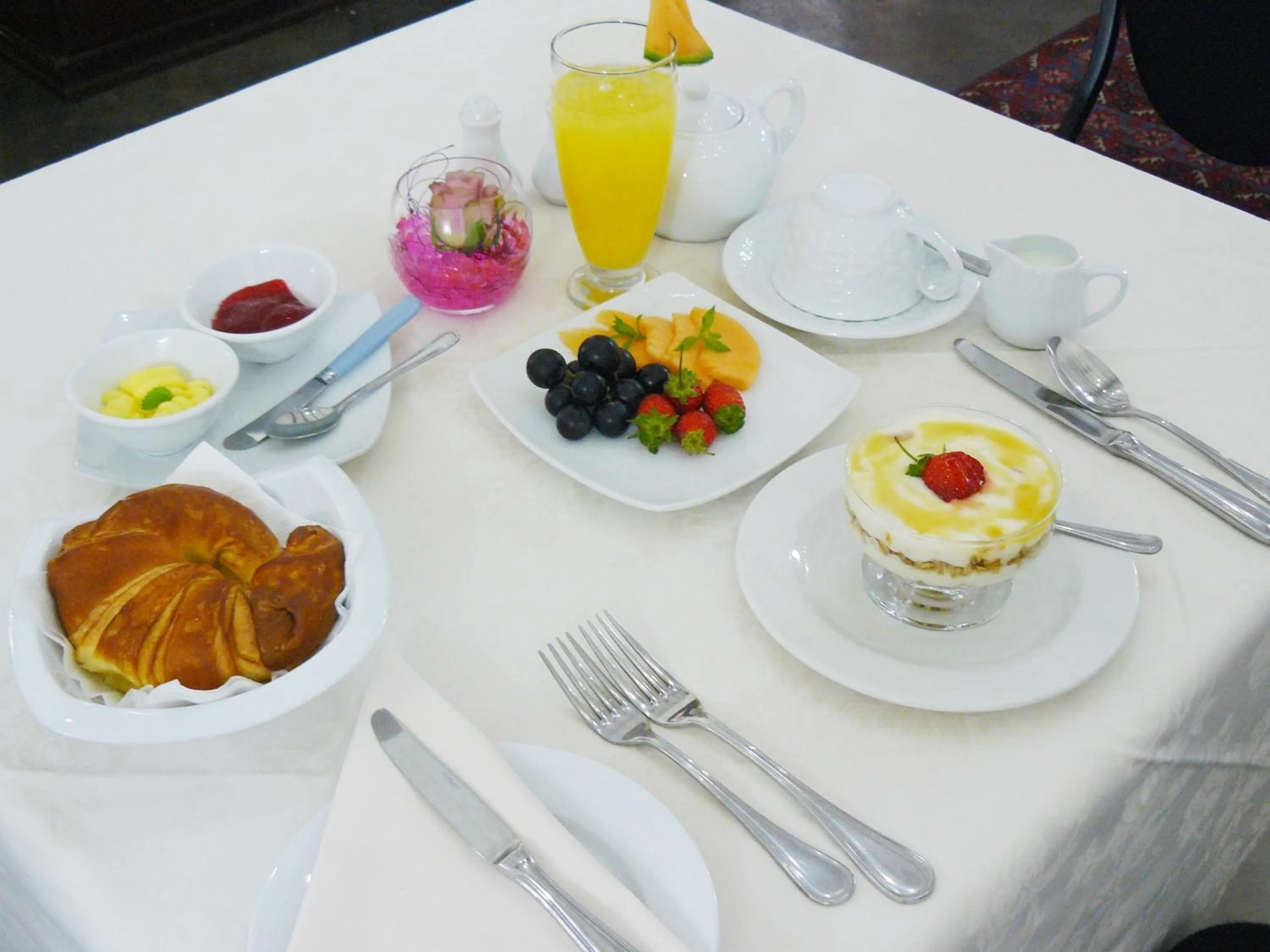 Restaurant/places to eat in Villa Jana Guesthouse