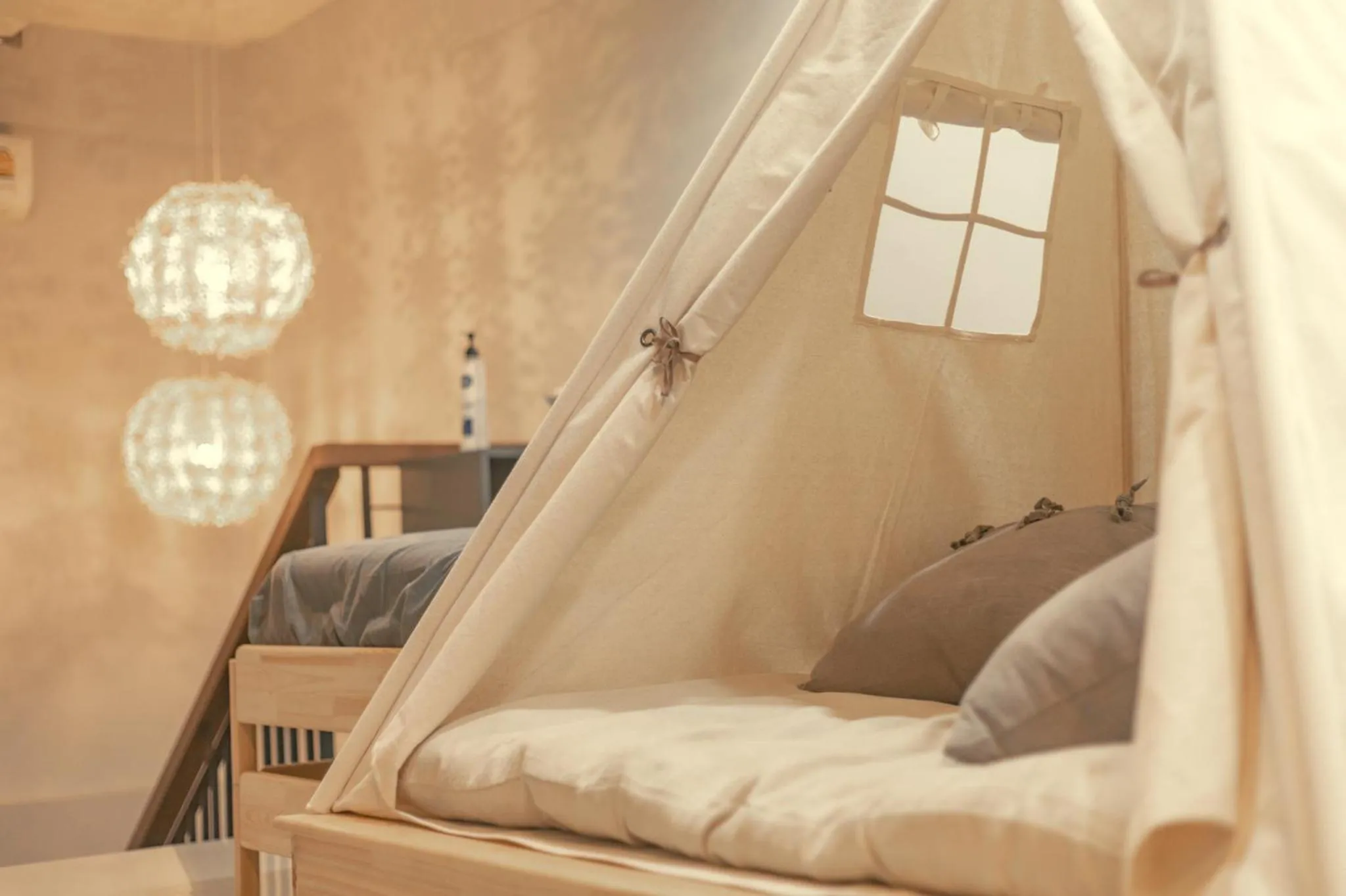 Bed in The Brown Hotel