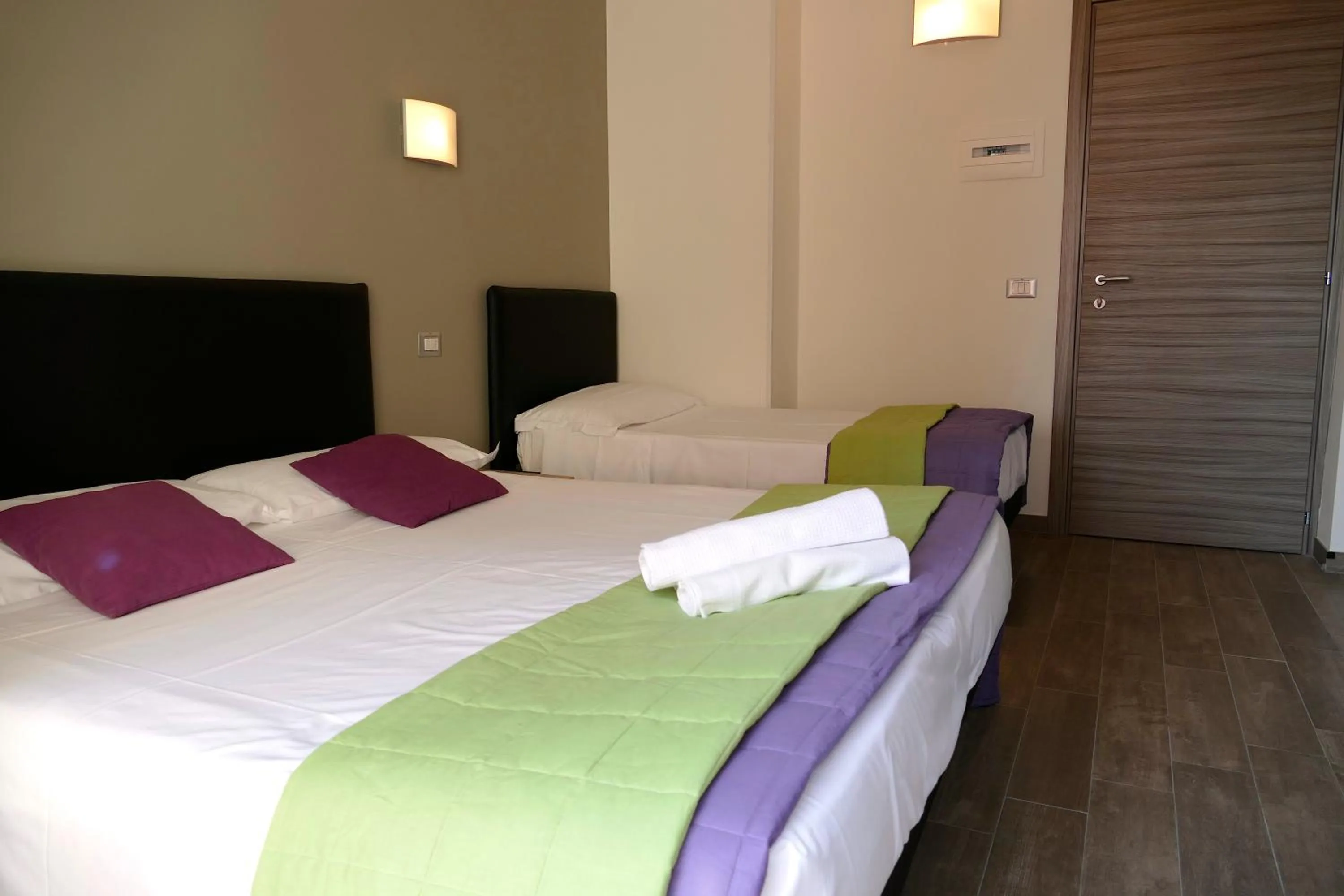 Photo of the whole room, Bed in Hotel Désirée