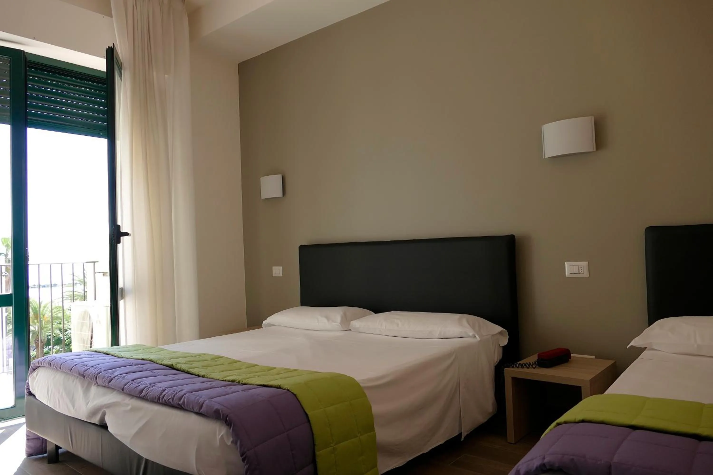 Photo of the whole room, Bed in Hotel Désirée