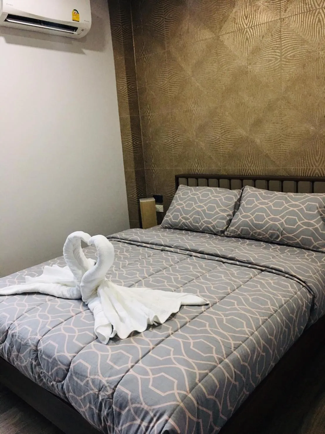 Bed in SB Holiday Resort - Chiang Mai