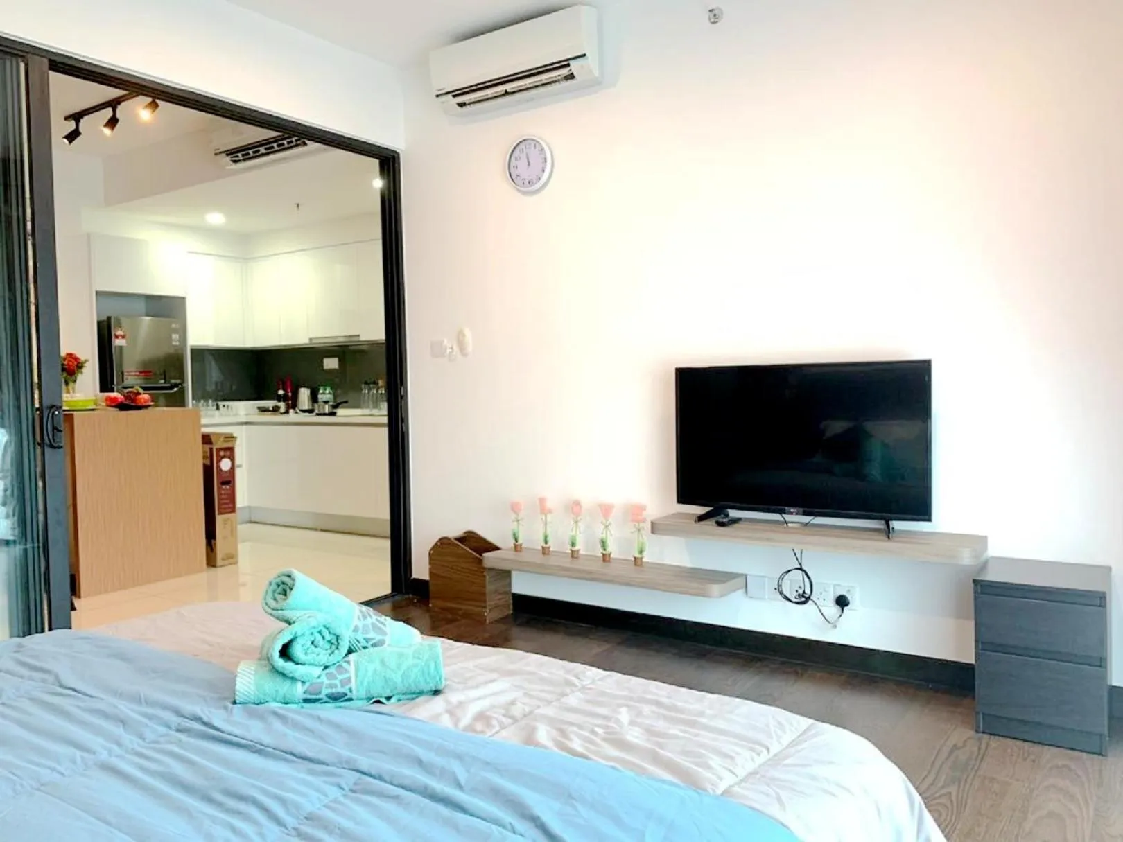 Bed in Almas Suites Puteri Harbour