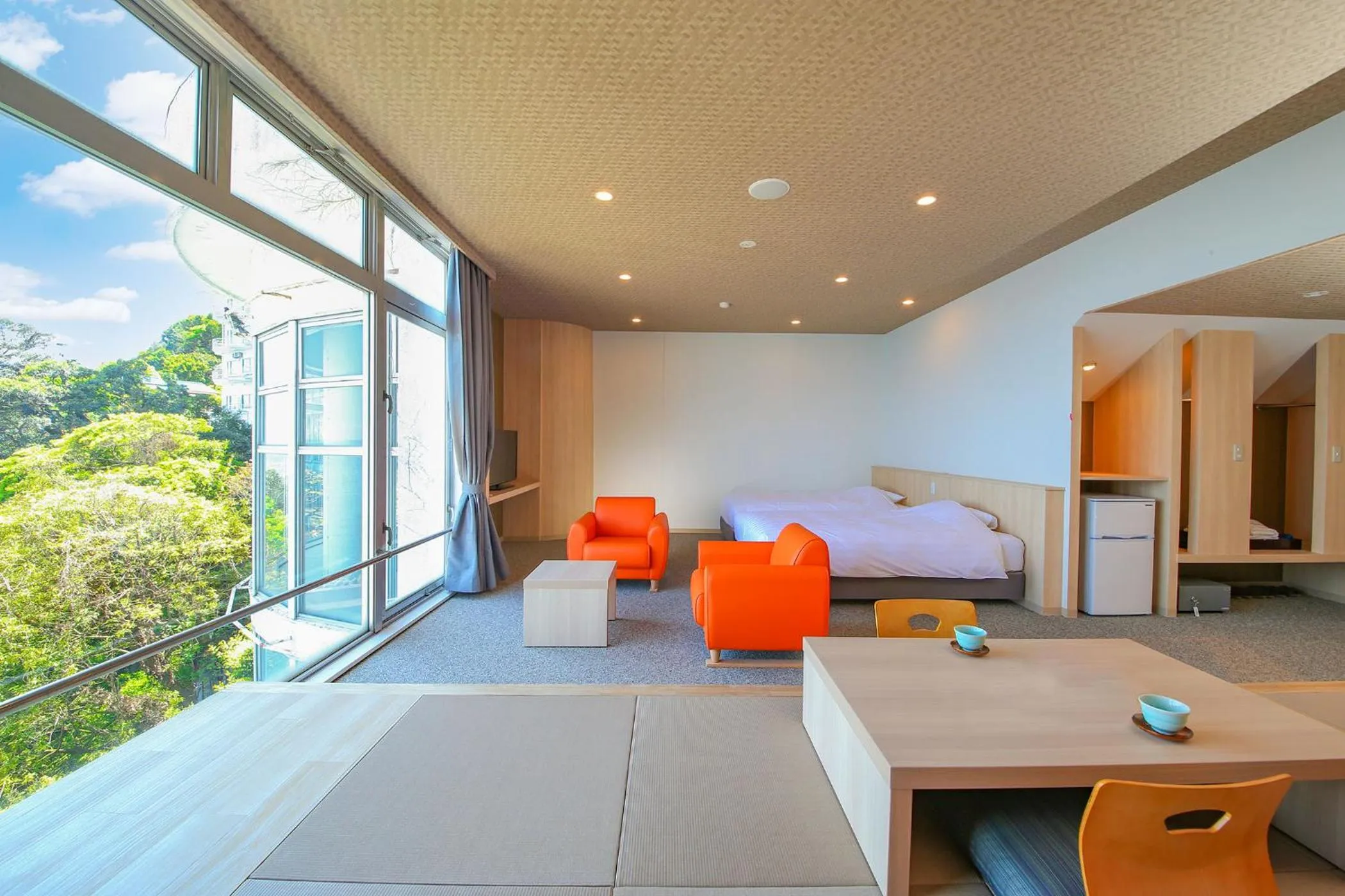 Photo of the whole room, Bed in Ooedo Onsen Monogatari Hotel Suiyotei