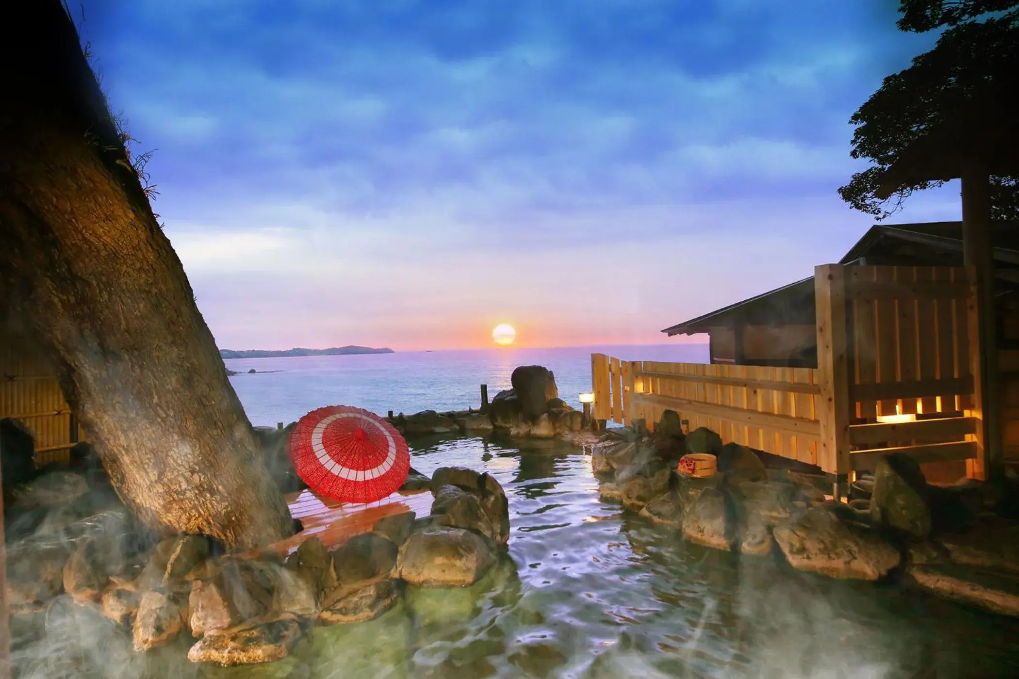 Open Air Bath in Ooedo Onsen Monogatari Hotel Suiyotei Open Air Bath in Ooedo Onsen Monogatari Hotel Suiyotei