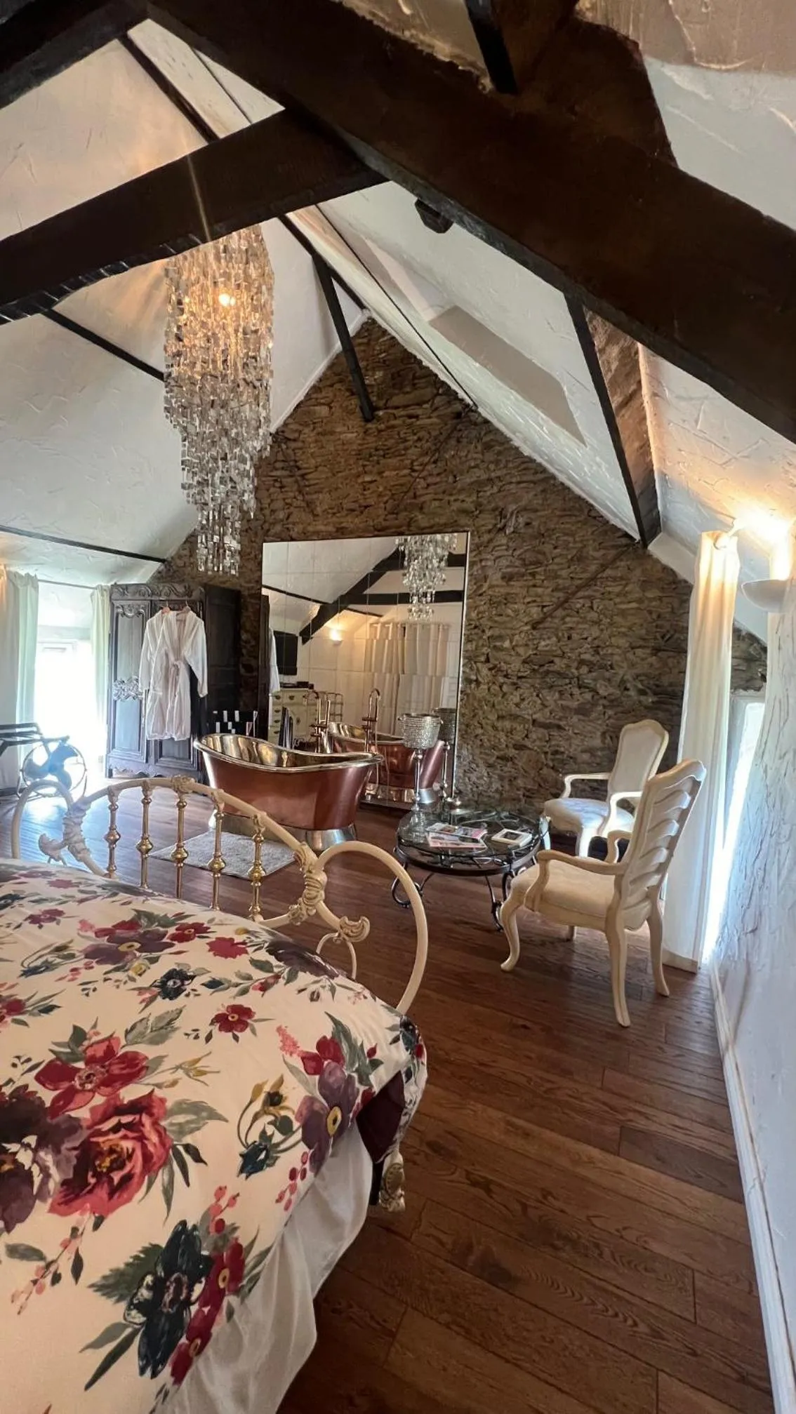 Chez Thomas 7 Route du Monde Ancien