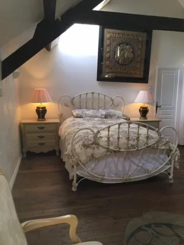 Bed in Chez Thomas 7 Route du Monde Ancien