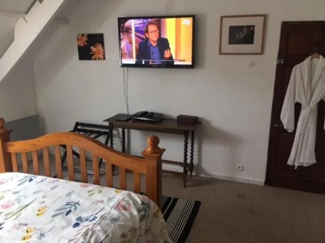 Bed in Chez Thomas 7 Route du Monde Ancien