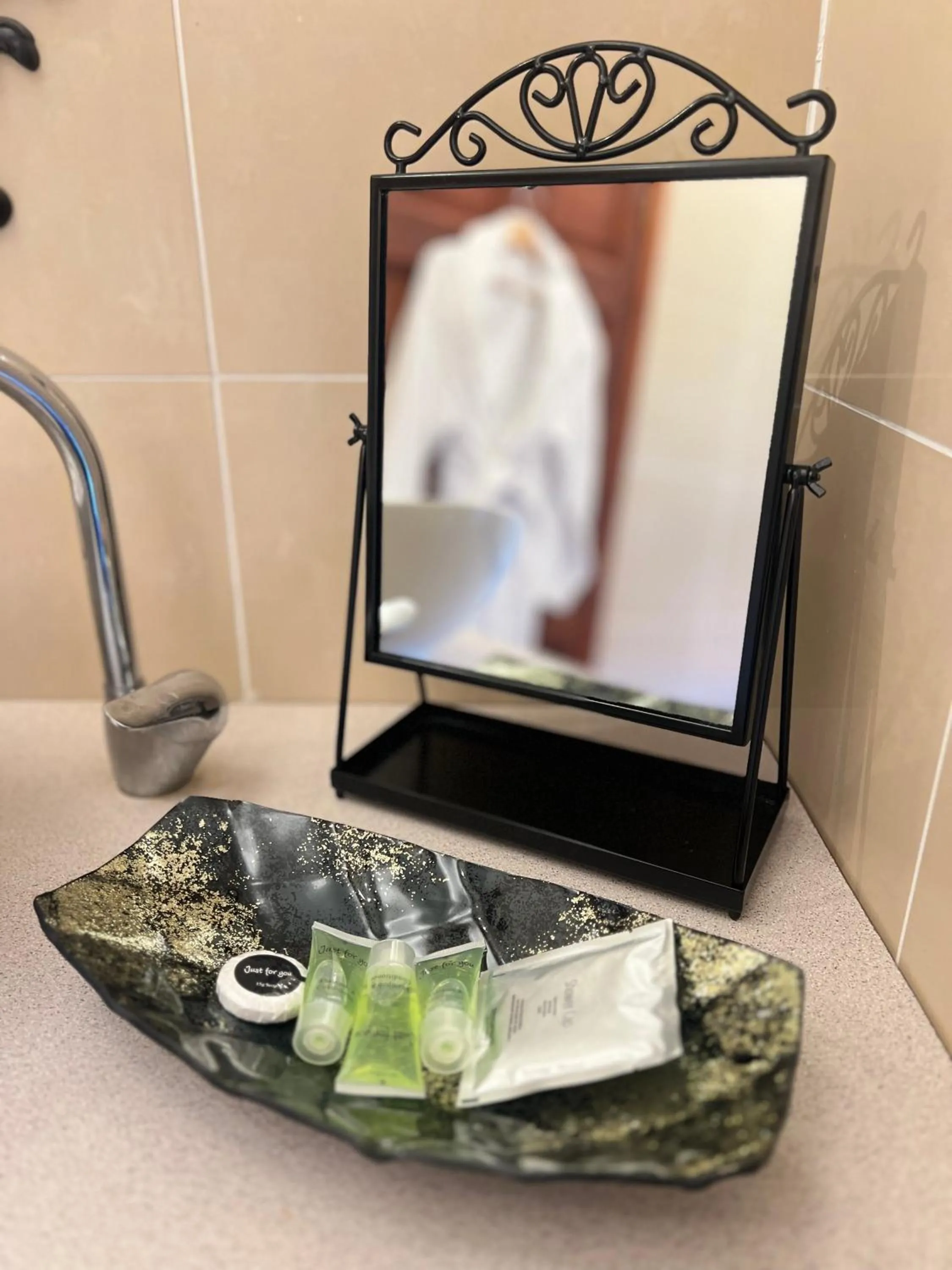 Chez Thomas 7 Route du Monde Ancien