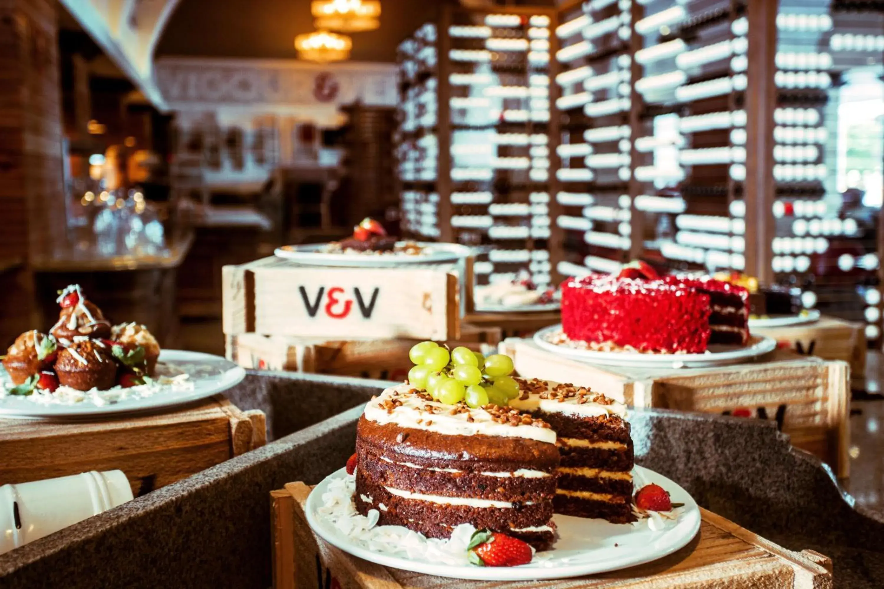 Restaurant/places to eat in Southern Sun Elangeni & Maharani Restaurant/places to eat in Southern Sun Elangeni & Maharani