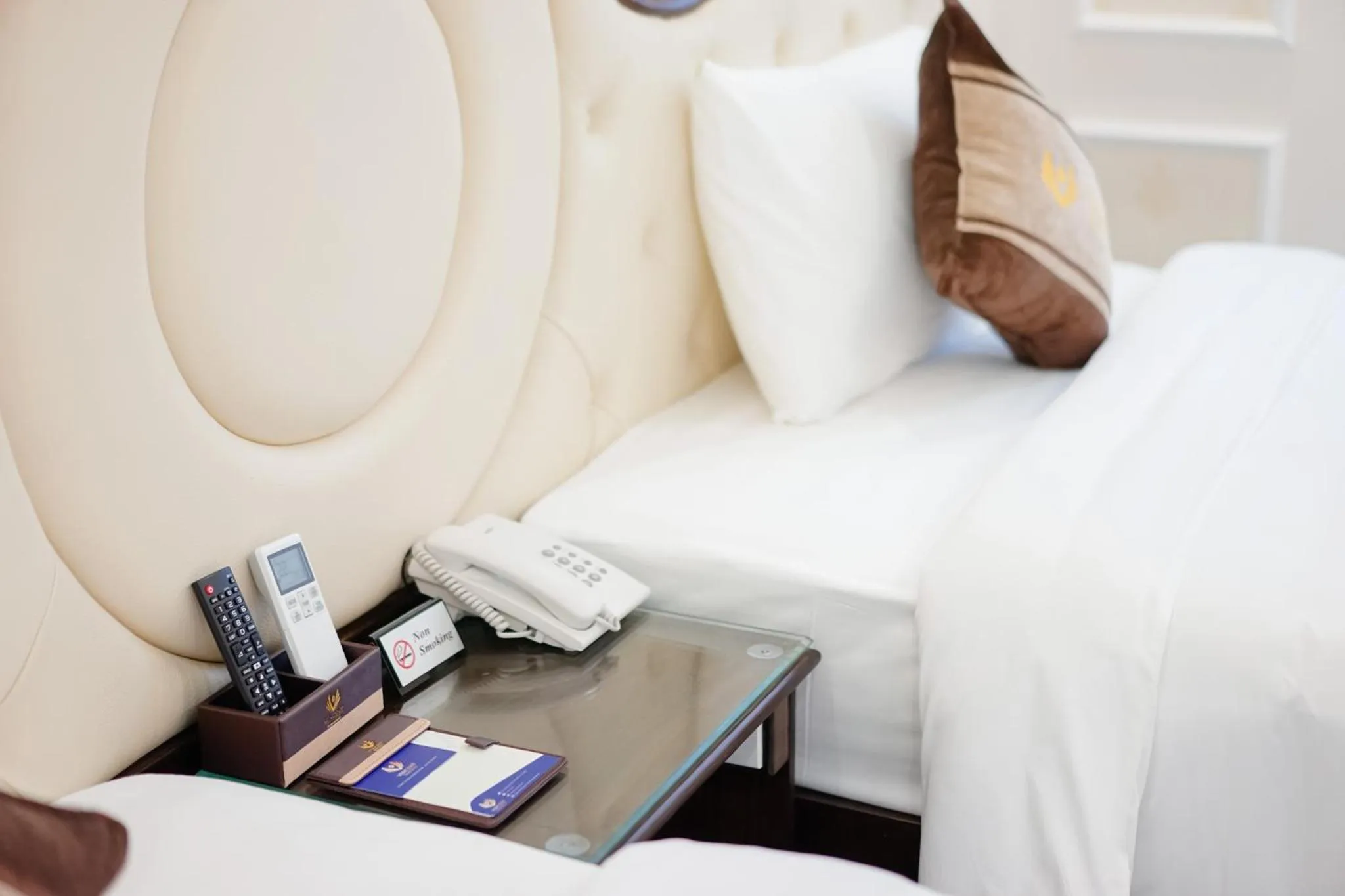 Decorative detail in Vincent Halong Hotel