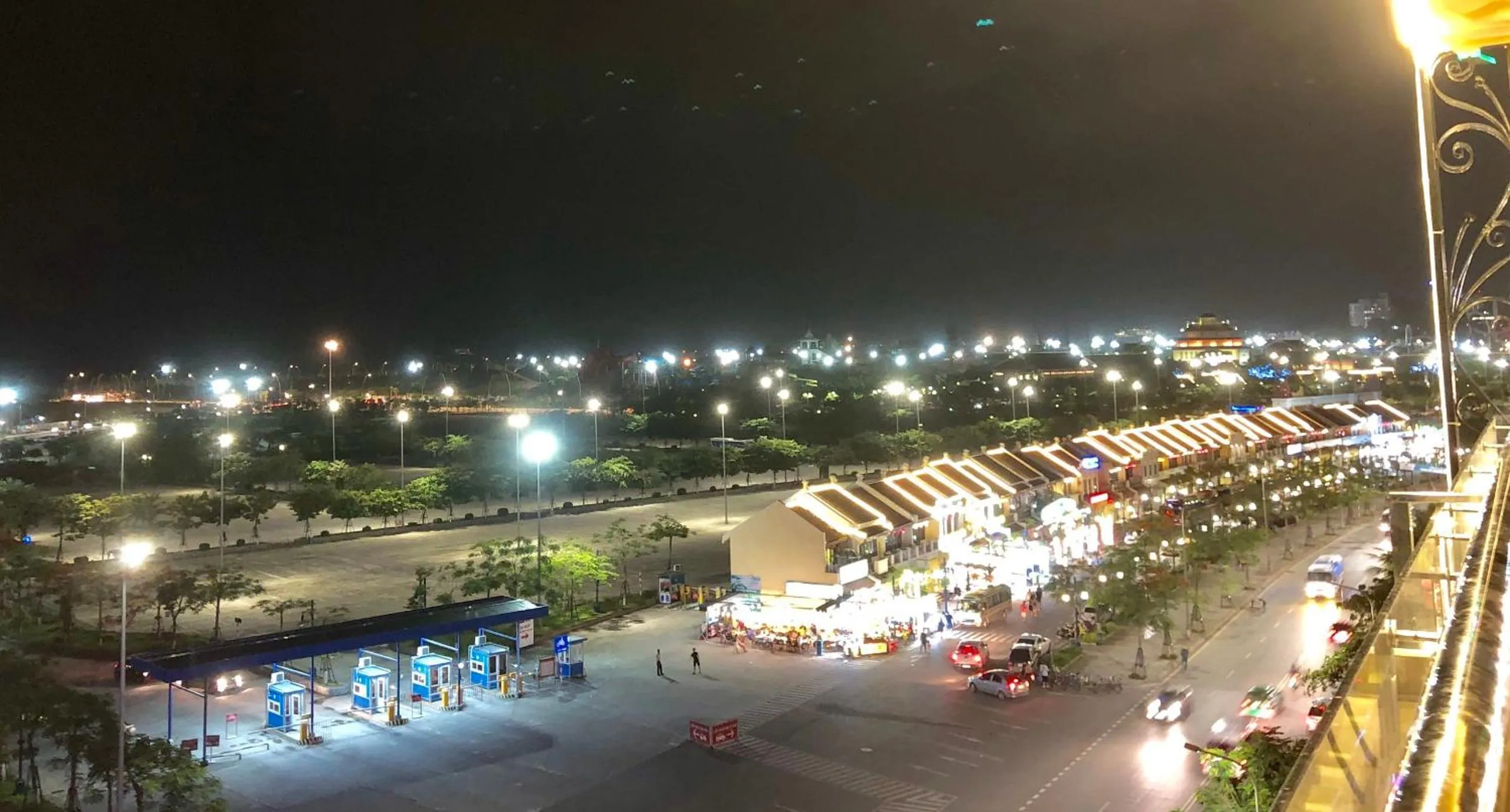 Nearby landmark in Vincent Halong Hotel