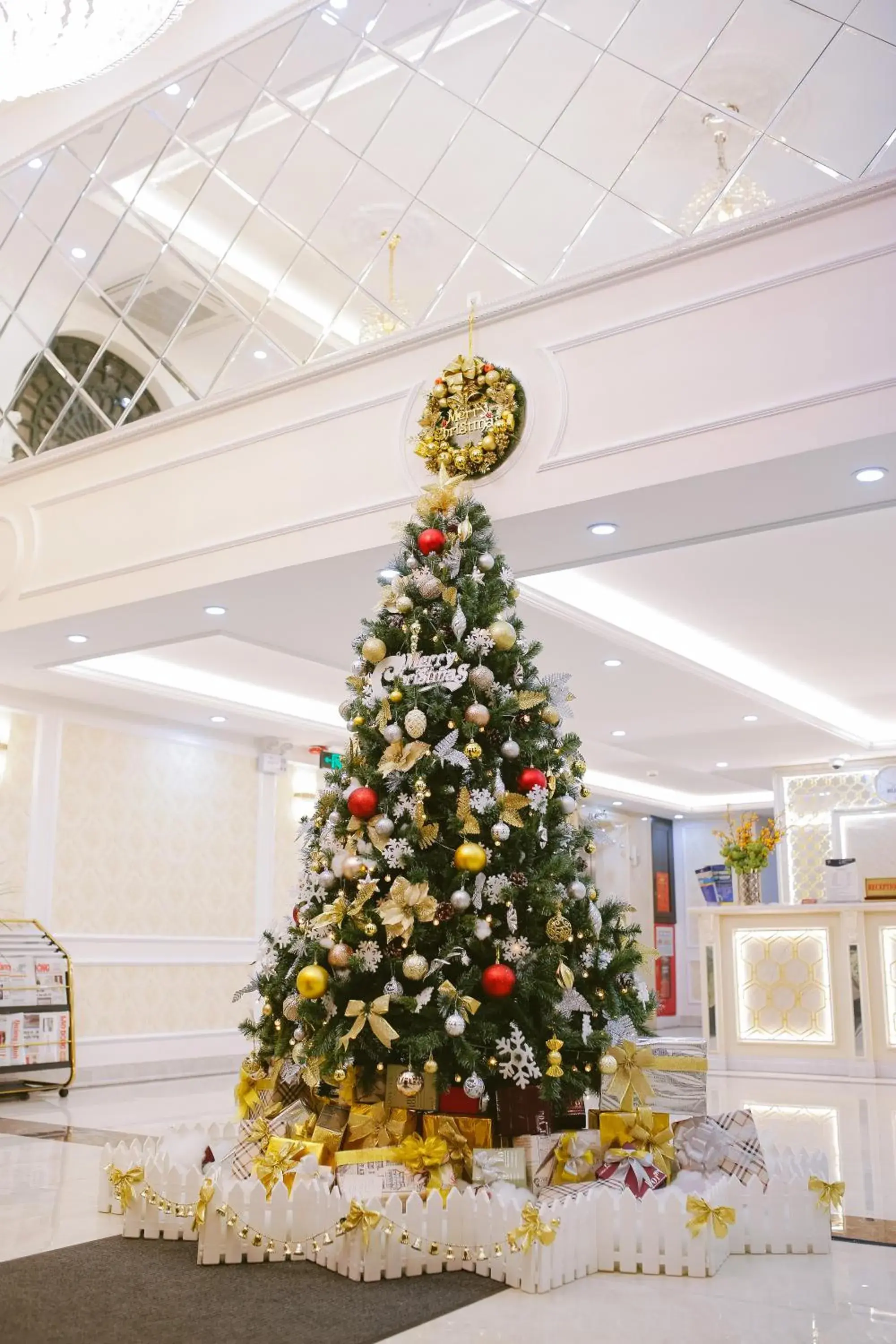 Lobby or reception in Vincent Halong Hotel Lobby or reception in Vincent Halong Hotel