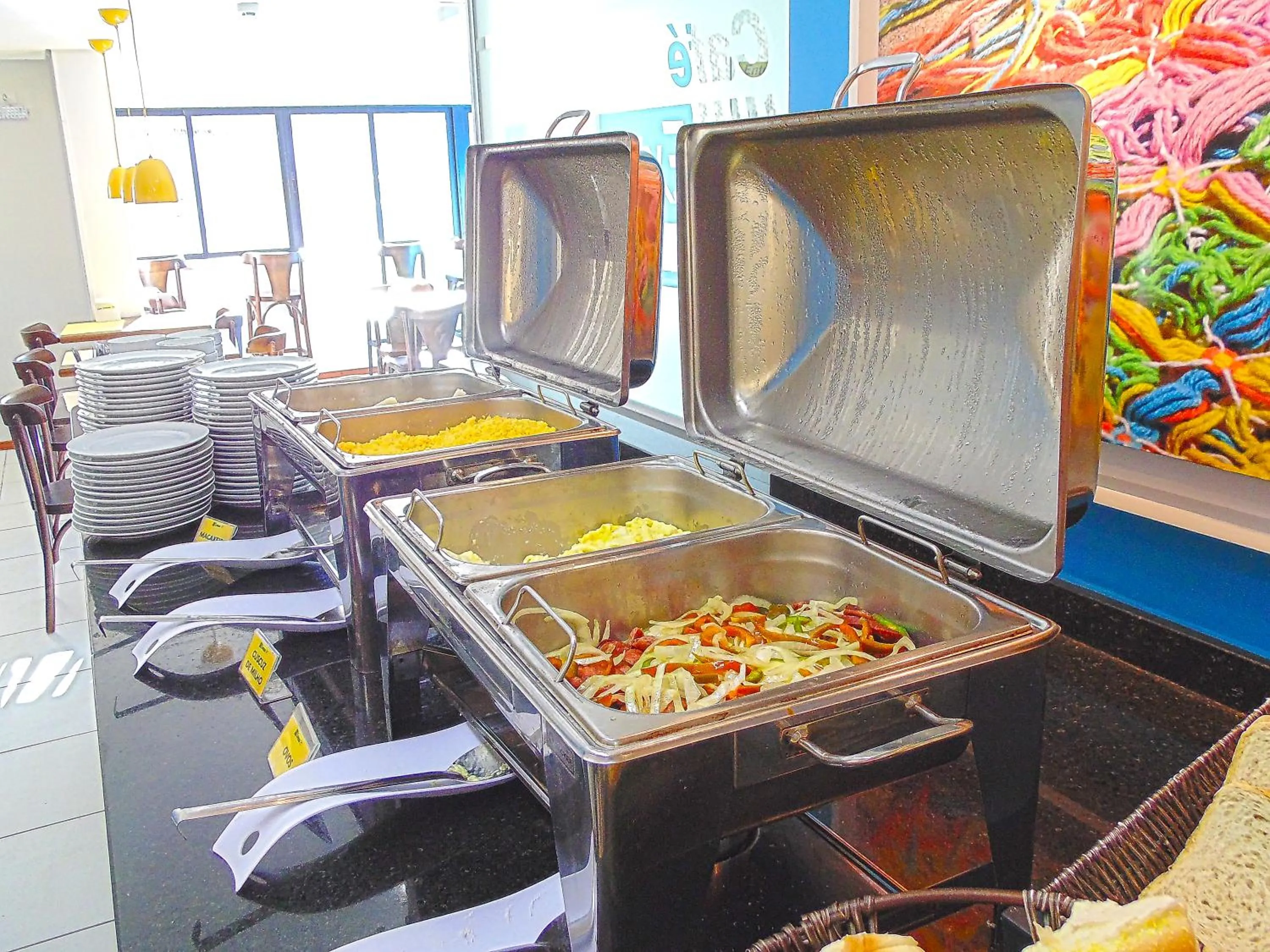 Buffet breakfast in Expresso R1