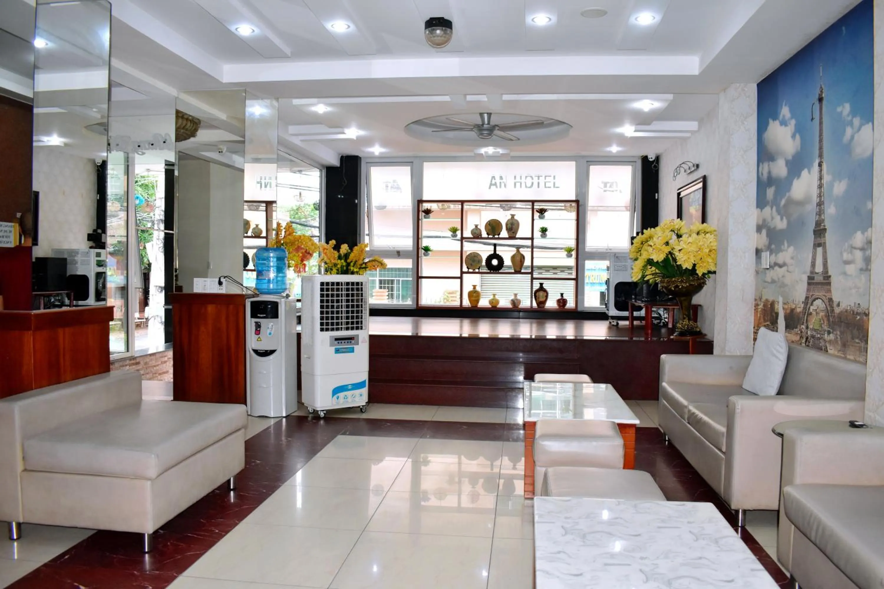 Lobby or reception in Thanh An Hotel