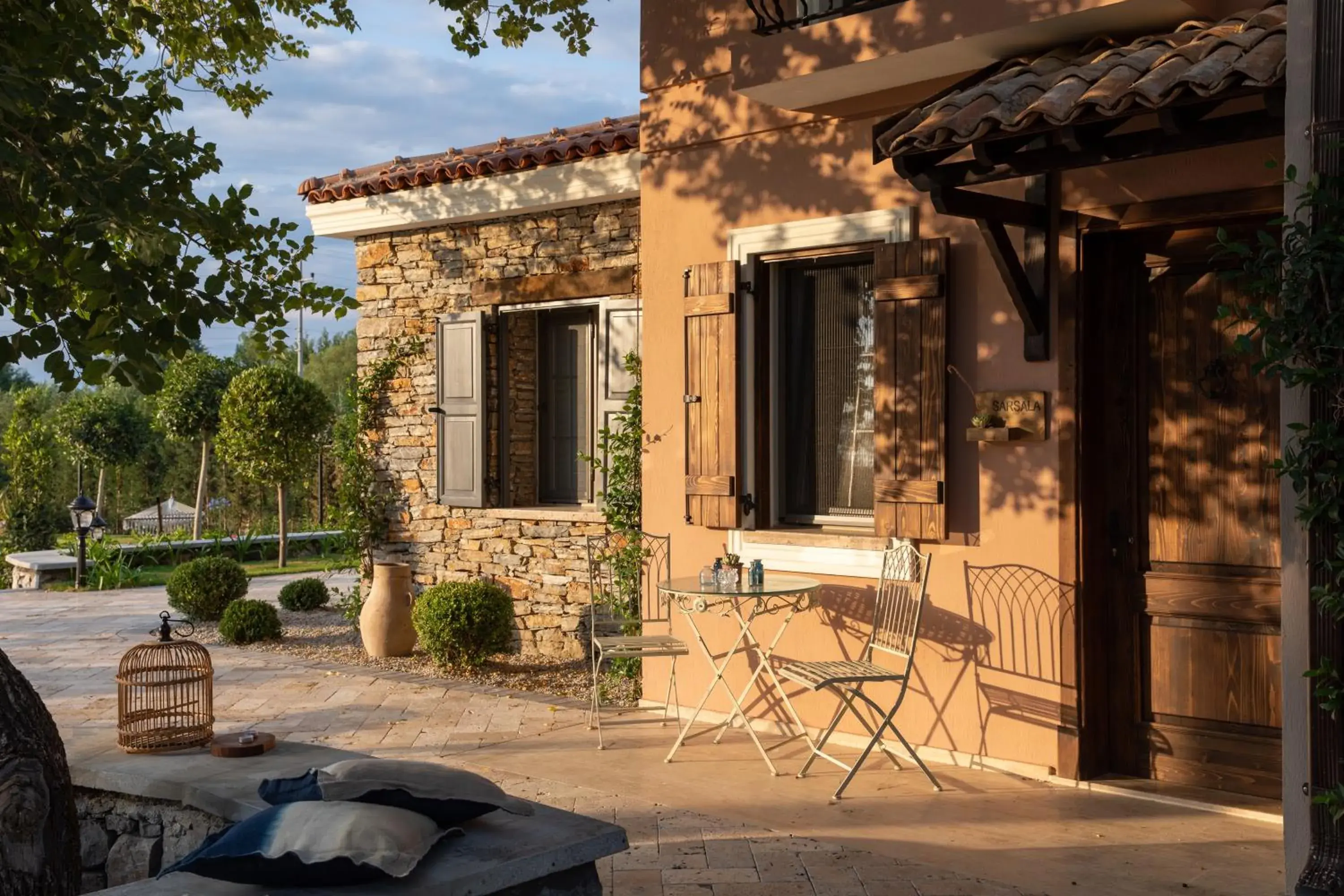 Deluxe Double Room in Zigo's Hotel Deluxe Double Room in Zigo's Hotel